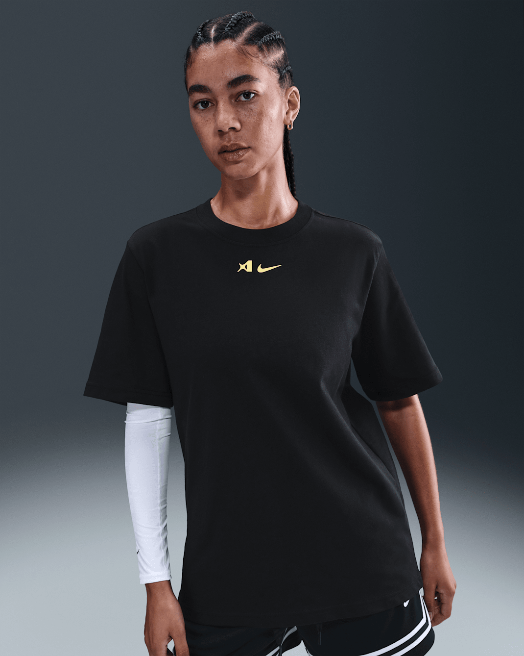 Playera de manga corta holgada para mujer A'ja Wilson - Negro/Amarillo eléctrico