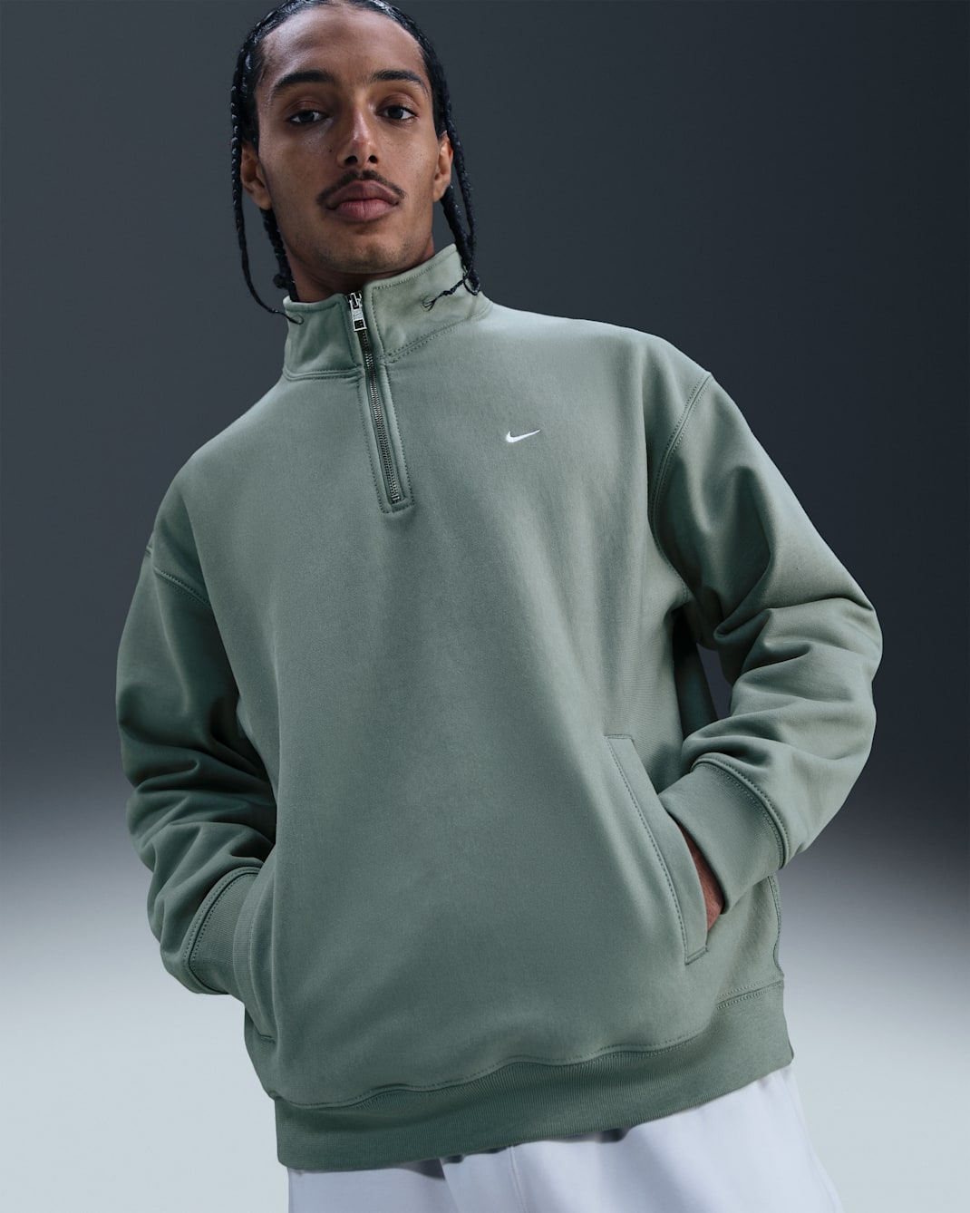 Nike Solo Swoosh Men's Fleece Quarter-Zip Top - Clay Green/Clay Green/White