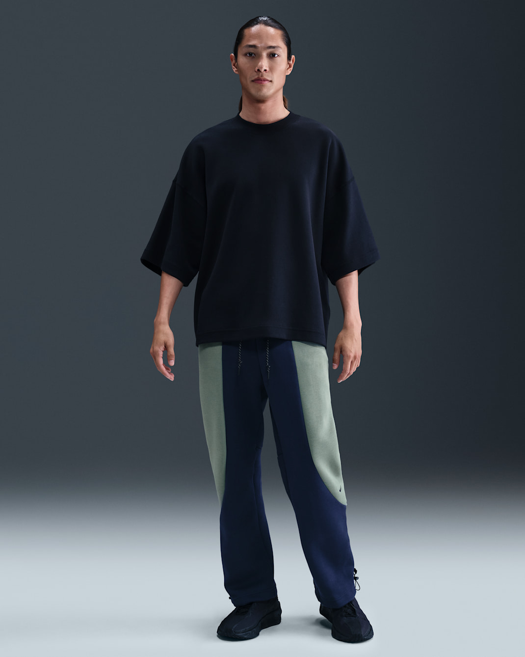 Nike Tech Men's Colour-Block Open-Hem Fleece Trousers - Obsidian/Clay Green/Black