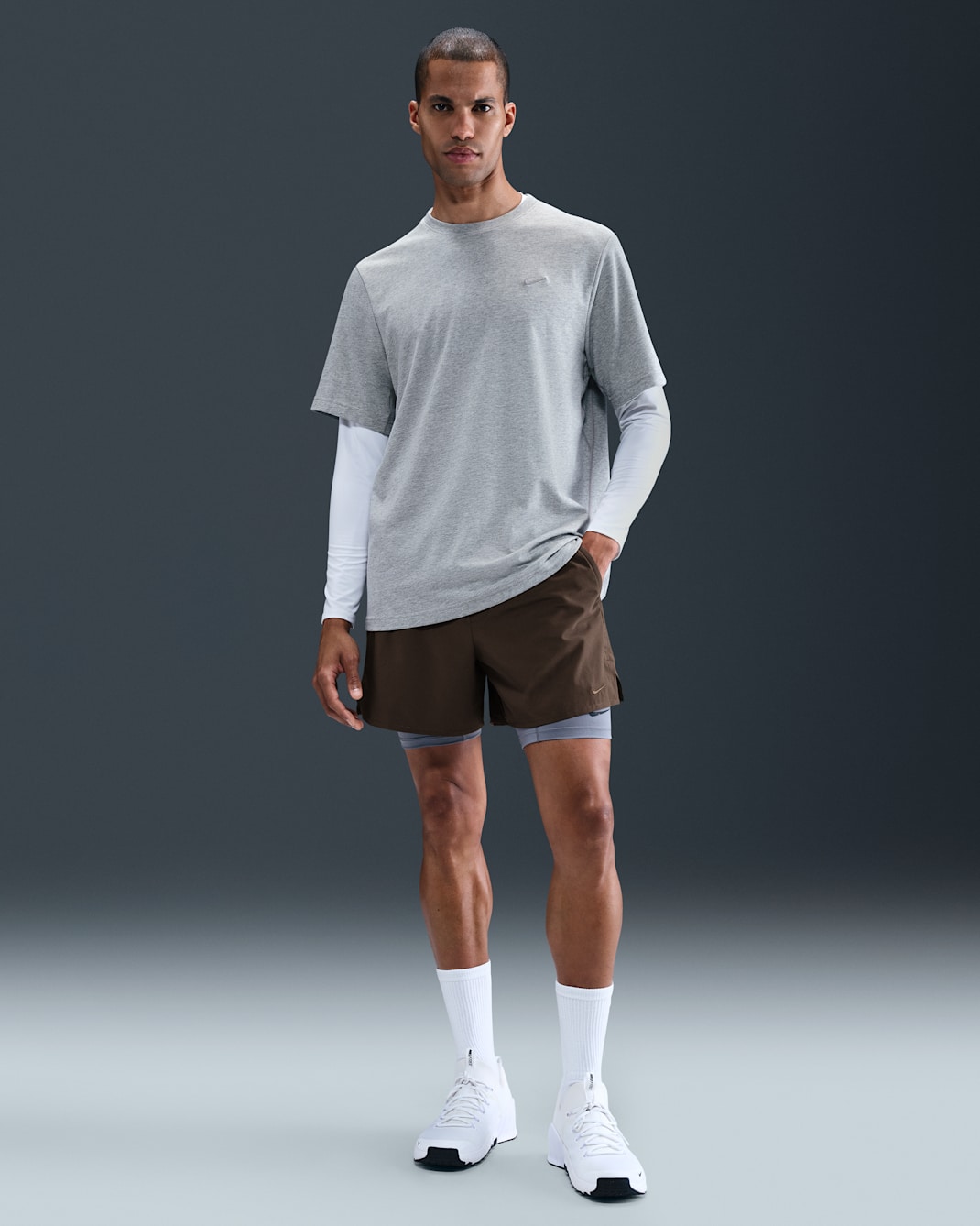 Shorts versátiles sin forro Dri-FIT de 13 cm para hombre Nike Unlimited - Marrón barroco/Negro/Marrón barroco