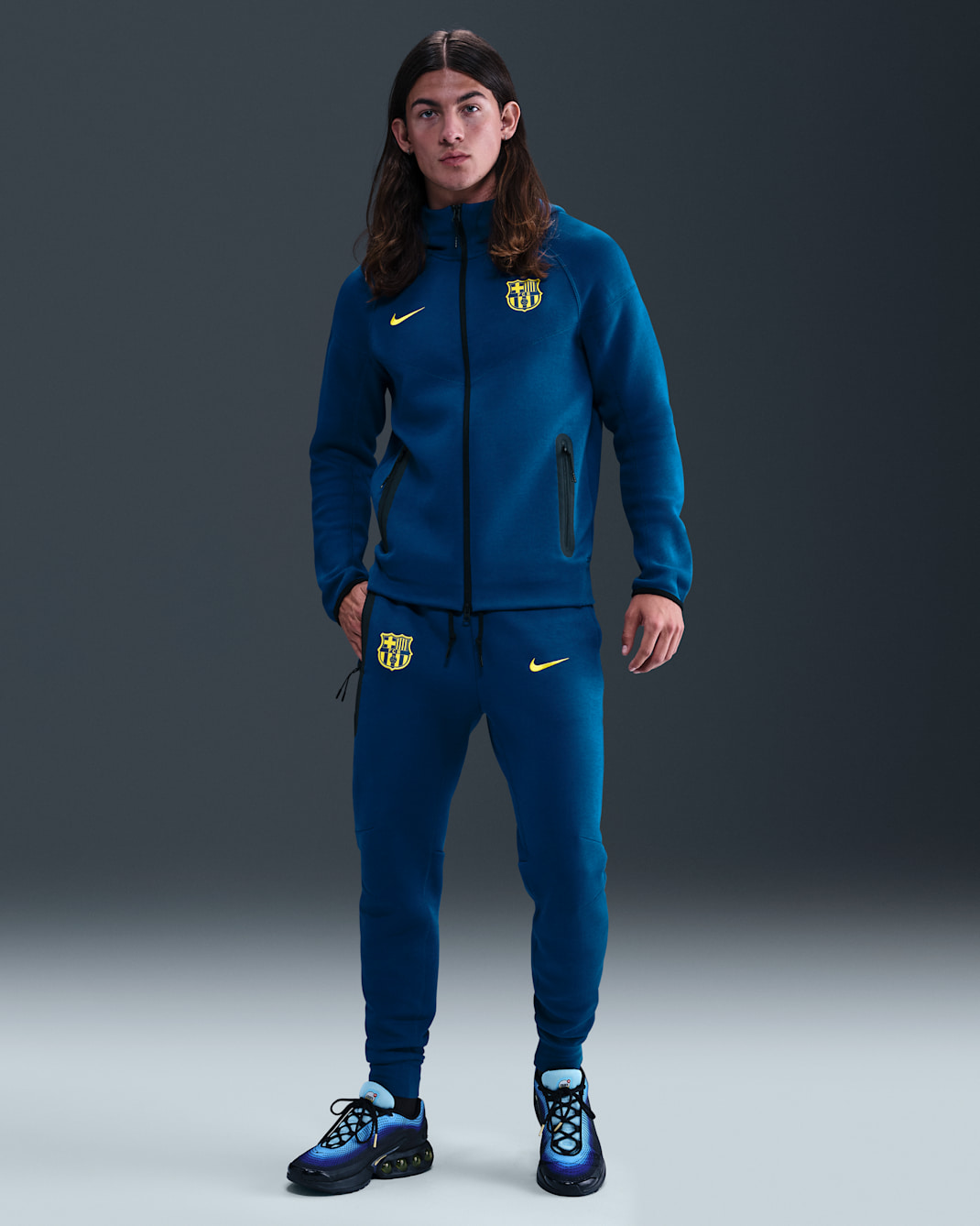 FC Barcelona Tech Fourth Men's Nike Football Fleece Joggers - Gym Blue/Opti Yellow