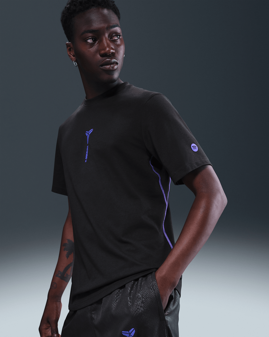 FC Barcelona Primary Away Men's Kobe Dri-FIT Soccer Short-Sleeve Top - Black/Black/Persian Violet/Persian Violet