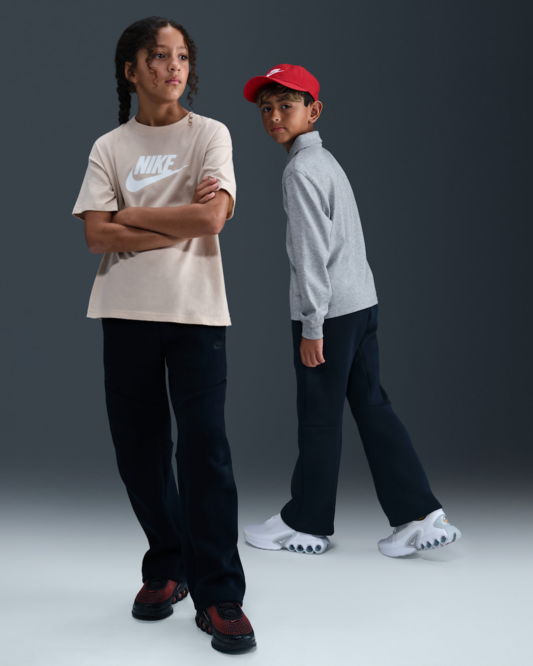 Pantalones con dobladillo abierto para niños talla grande Nike Sportswear Tech Fleece - Obsidiana/Negro/Negro