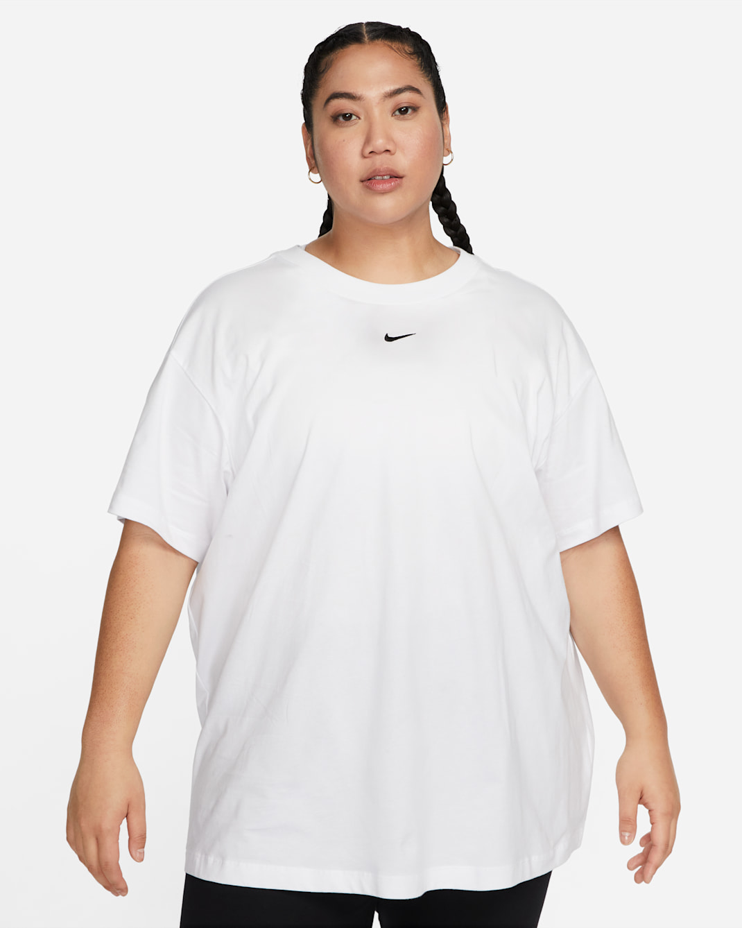 Dámské tričko Nike Sportswear Essential (větší velikost) - Bílá/Černá