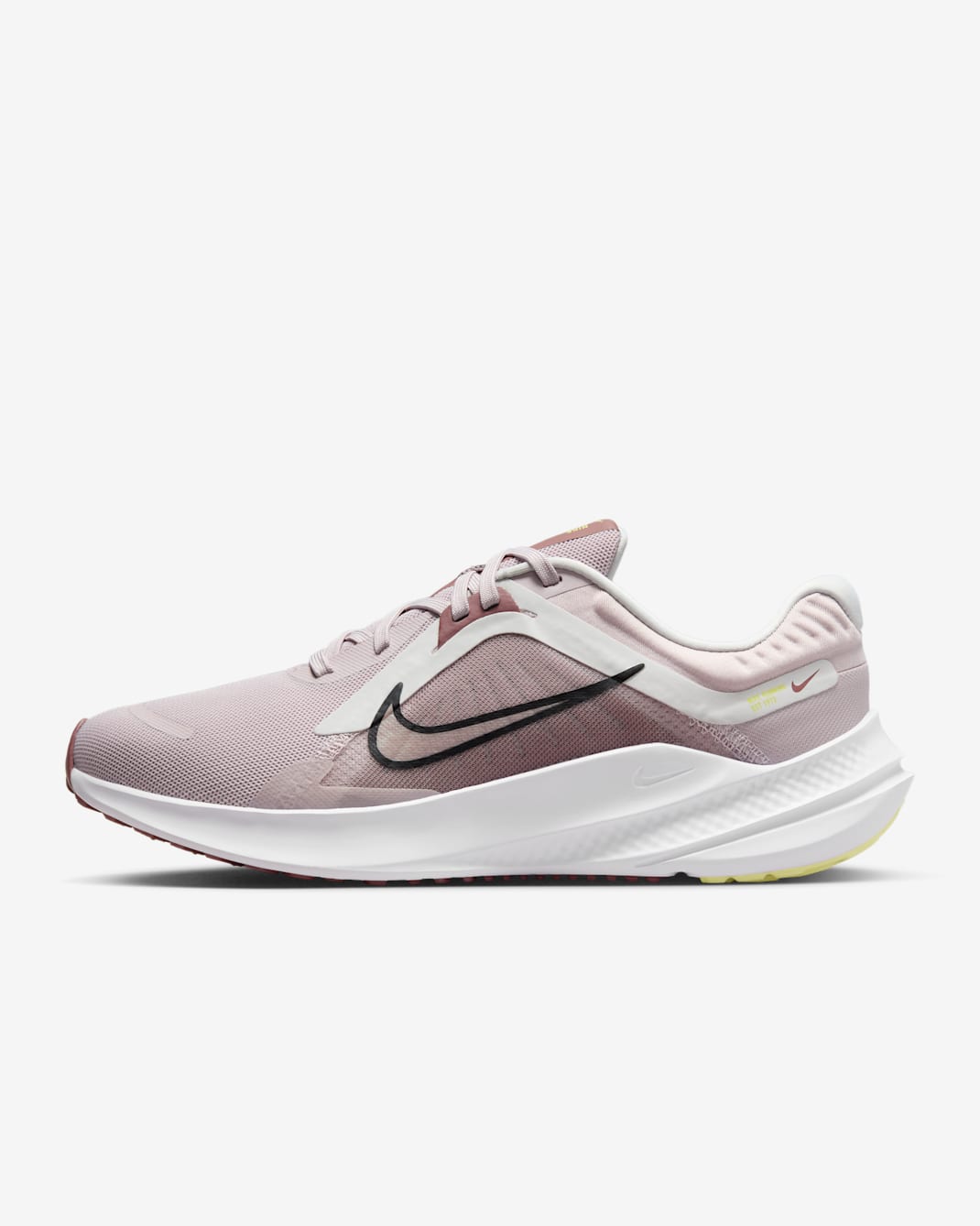 ナイキ クエスト 5 ウィメンズ ロード ランニングシューズ - プラチナムバイオレット/フォトンダスト/スモーキーモーブ/ブラック