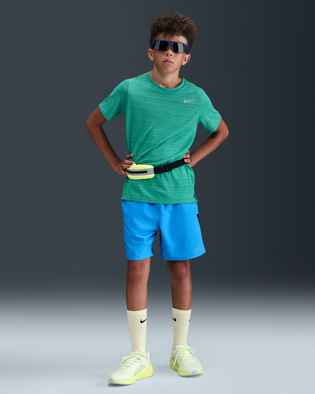 กางเกงเทรนนิ่งขาสั้นเด็กโต Nike Dri-FIT Challenger (ชาย) - Light Photo Blue/ดำ