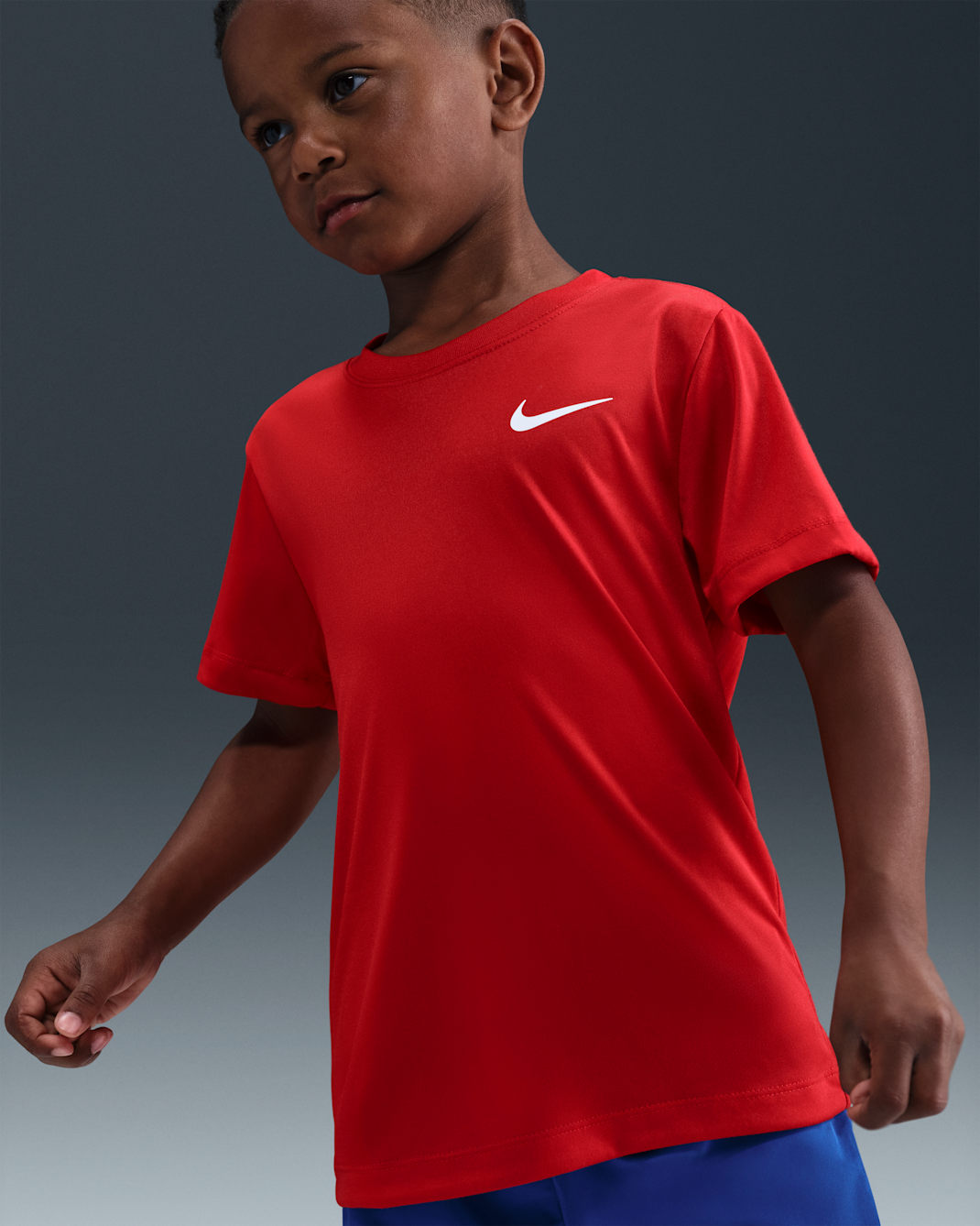 Playera Legend para niños talla pequeña Nike Dri-FIT - Rojo universitario