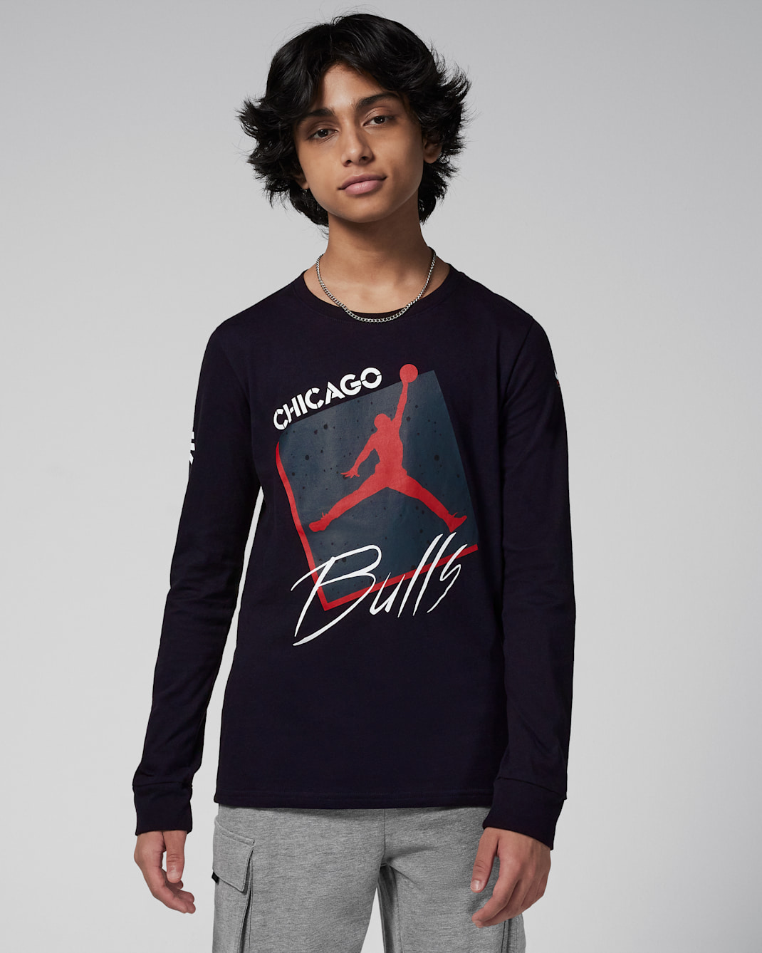 Μακρυμάνικο T-Shirt Jordan Max90 NBA Σικάγο Μπουλς Courtside Statement Edition για μεγάλα αγόρια - Μαύρο