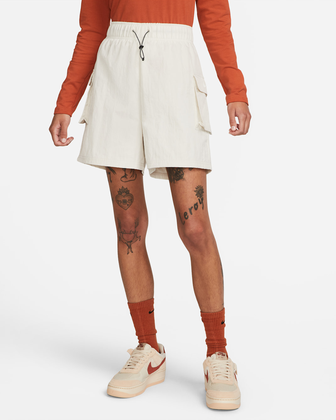 Nike Sportswear Essential Women's Woven High-Rise Shorts - Light Orewood Brown/Sail