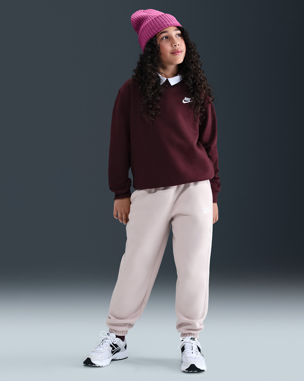 Nike Sportswear Club Fleece Older Kids' Loose Trousers - Platinum Violet/Platinum Violet/White