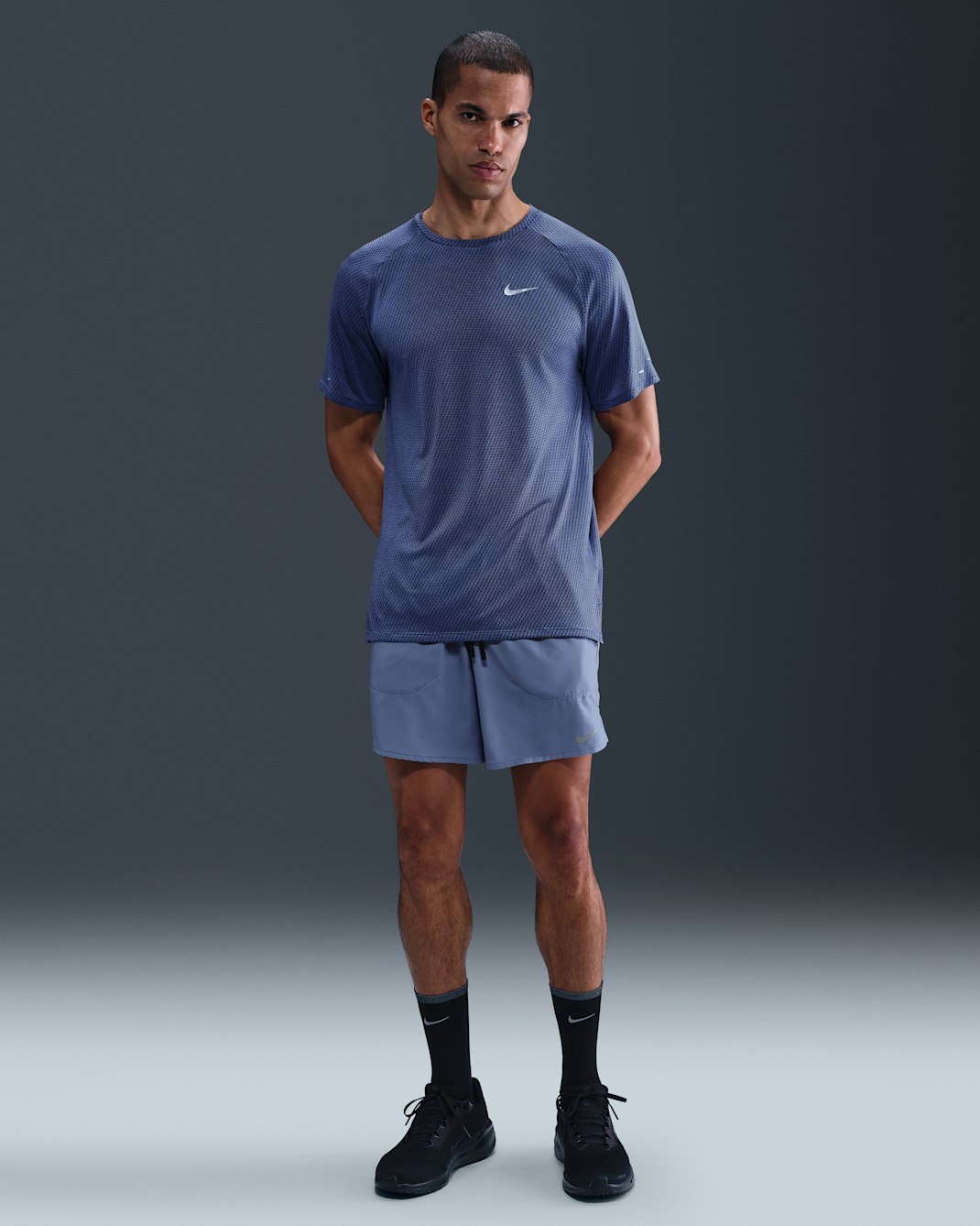Nike Stride Dri-FIT hardloopshorts met binnenbroek voor heren (18 cm) - World Indigo/Zwart