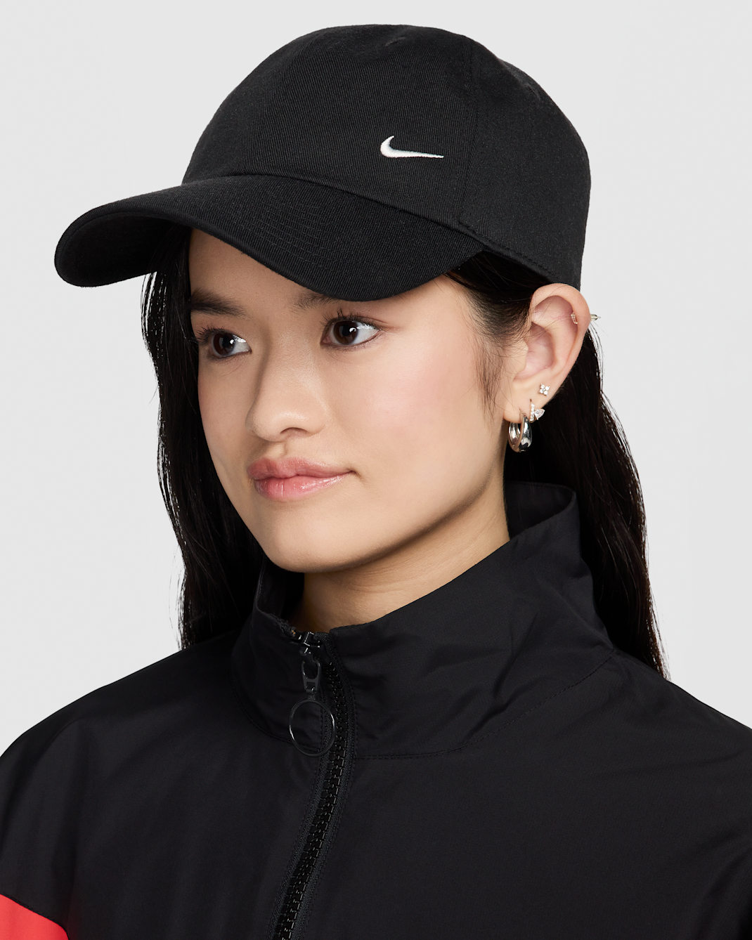 Nevyztužená kšiltovka Nike Club - Černá/Sail