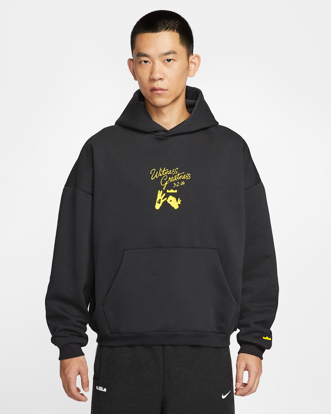 LeBron Standard Issue 'Uncharted' Men's Therma-FIT Basketball Hoodie - Black