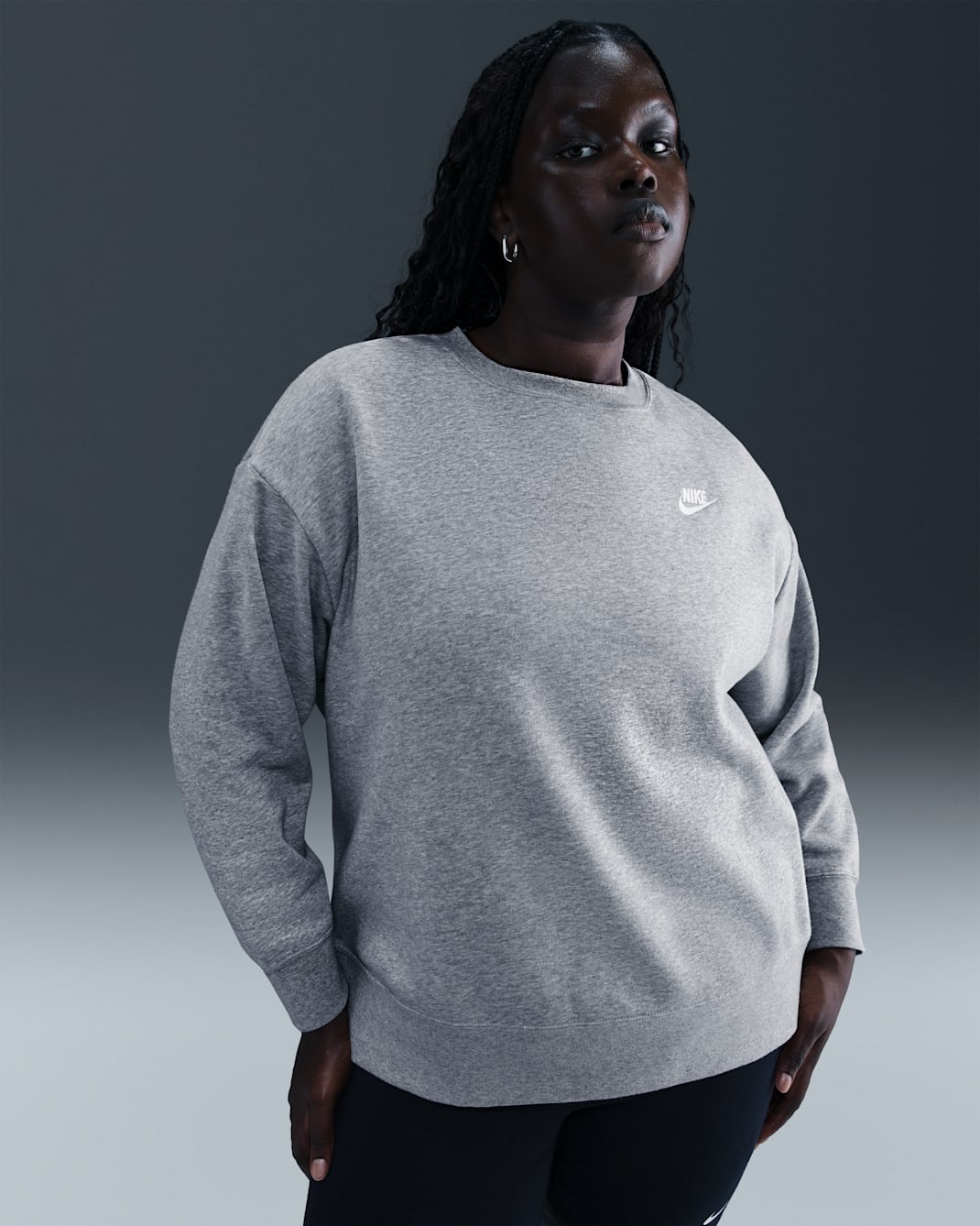 Nike Sportswear Club Fleece Women's Loose Crew-Neck Sweatshirt (Plus Size) - Dark Grey Heather/White