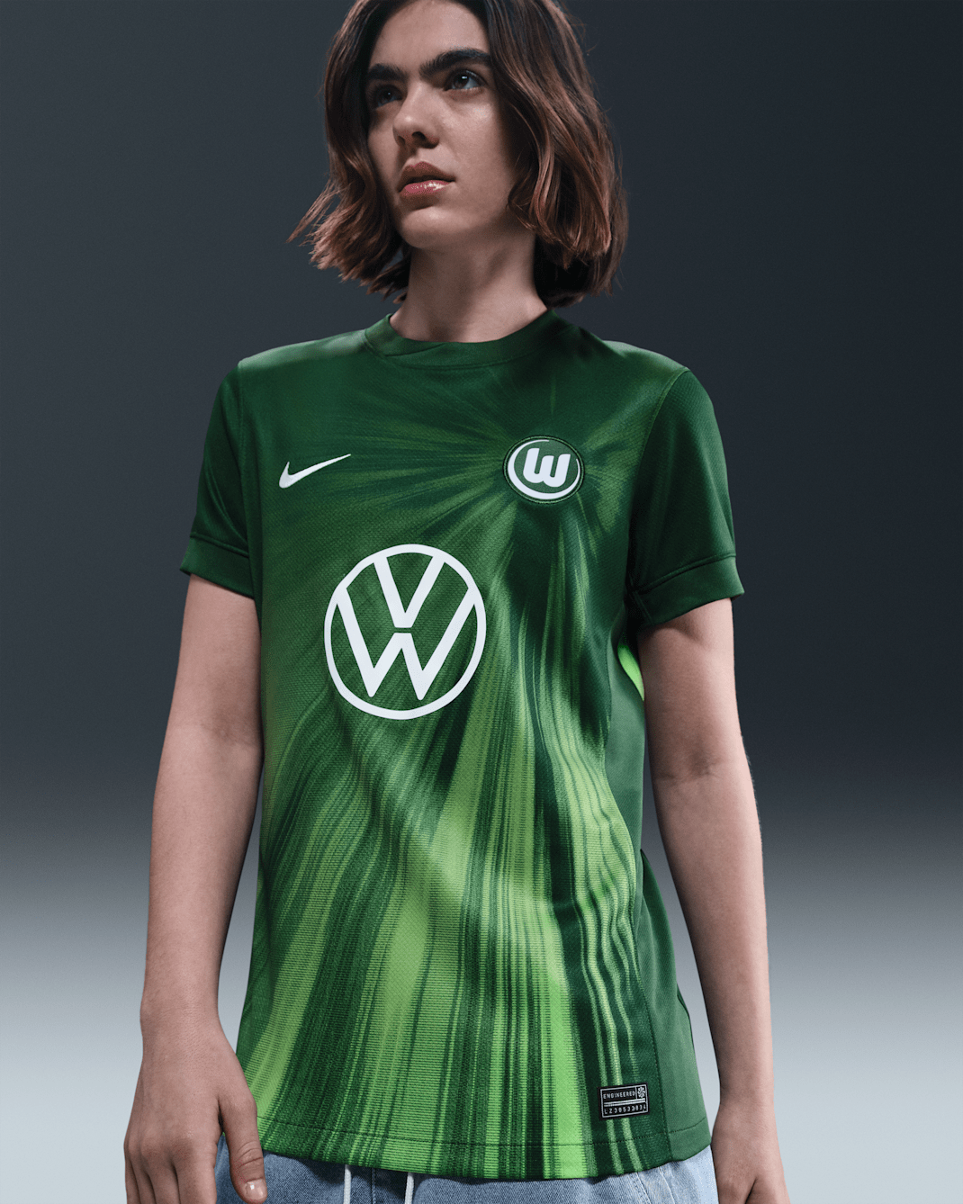 Primera equipación Stadium VfL Wolfsburgo 2025/2026 Camiseta de manga corta de fútbol Replica Nike Dri-FIT - Mujer - Gorge Green/Blanco