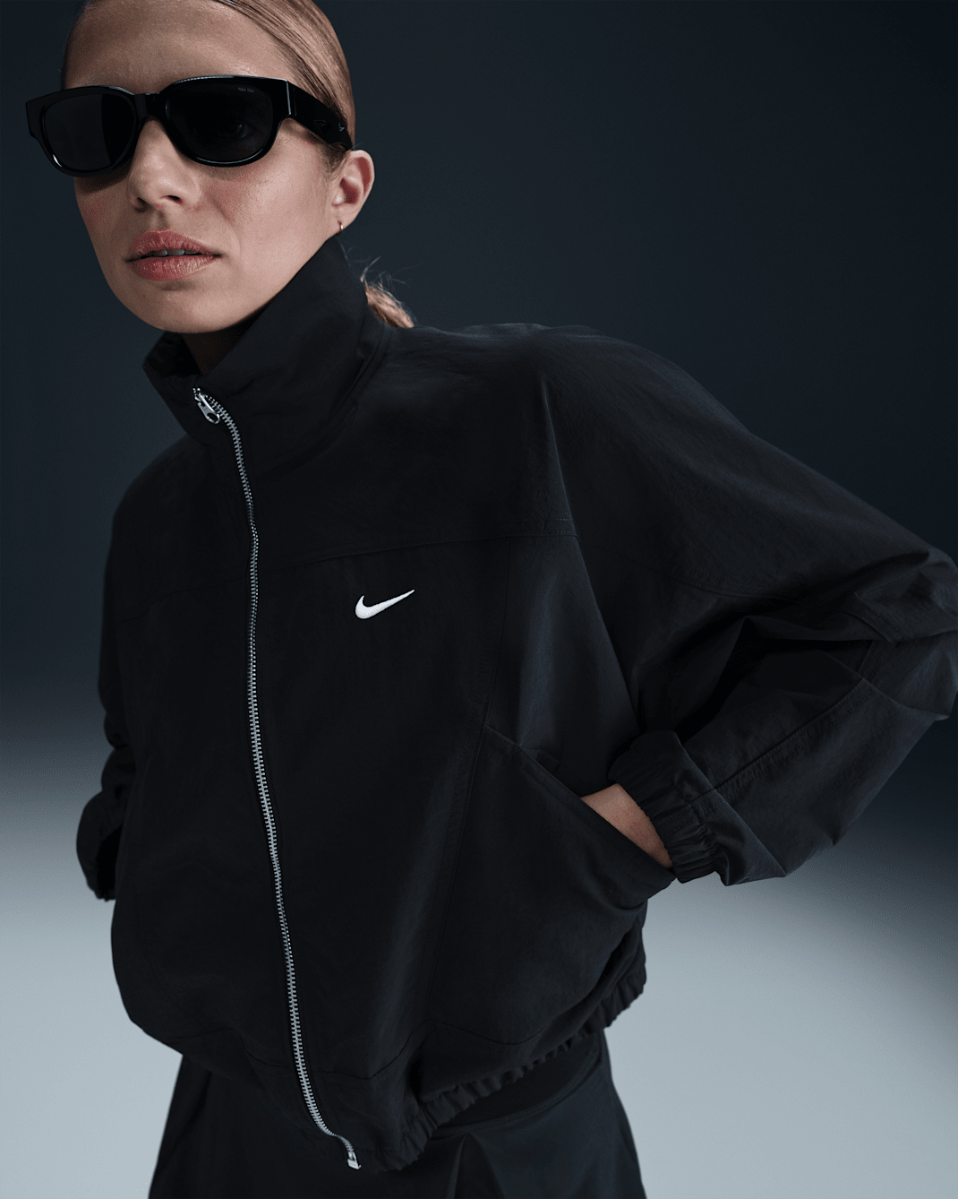Nike Sportswear Everything Wovens Women's Oversized Repel UV Protection Jacket - Black/White