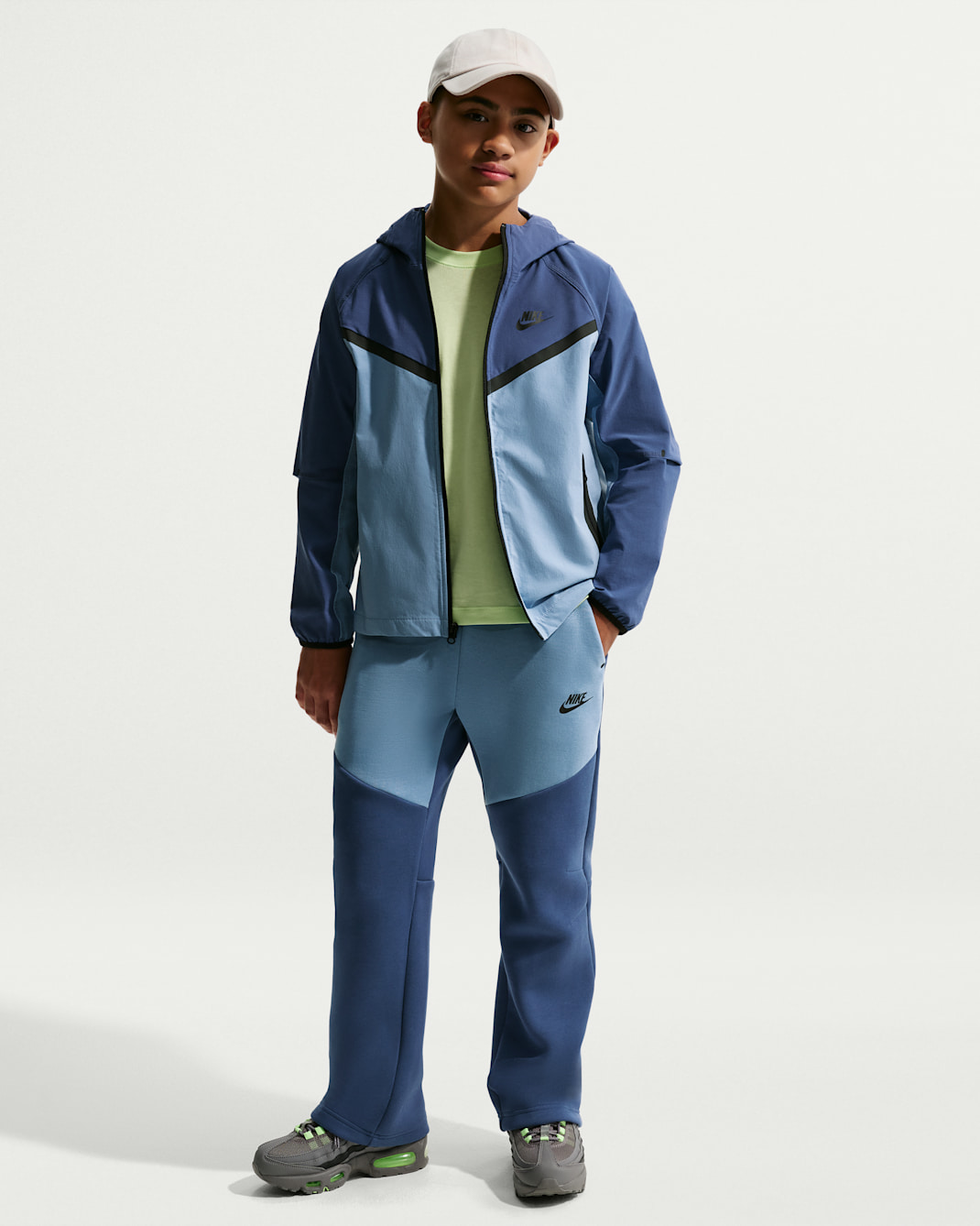 Nike Sportswear Tech Fleece Big Kids' (Boys') Open-Hem Pants - Mystic Navy/Work Blue/Black/Black