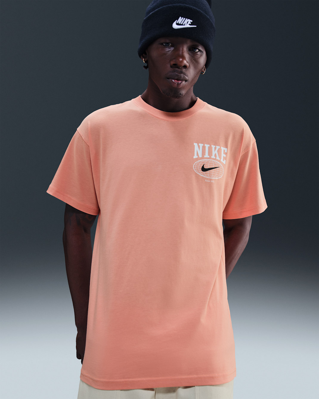 Nike Sportswear-T-shirt til mænd - Apricot Agate