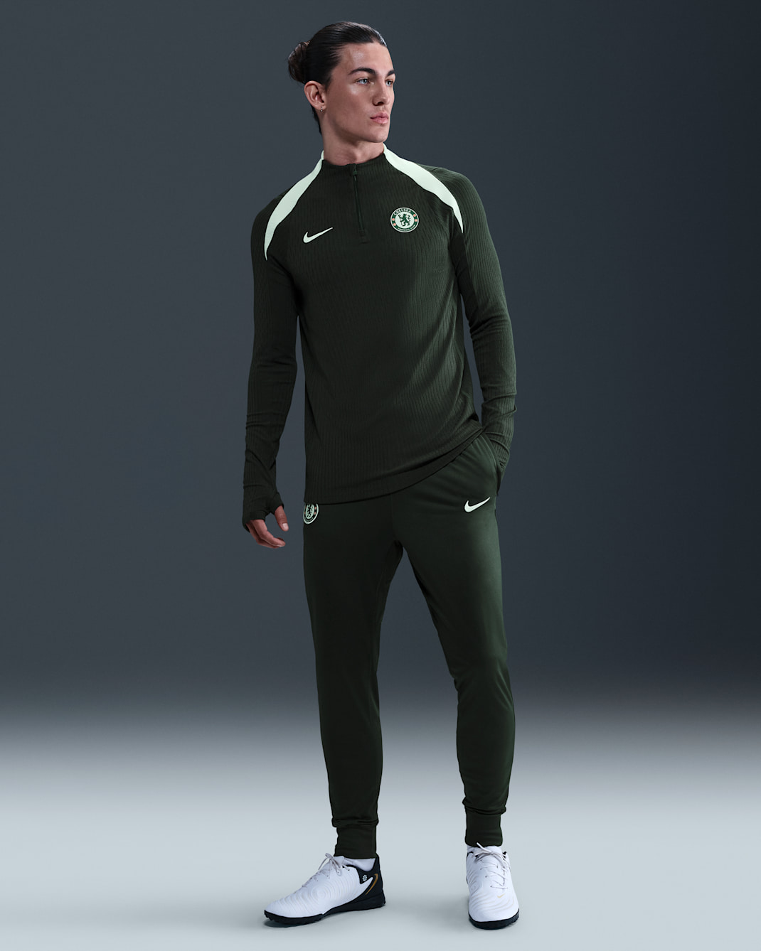 Chelsea FC Strike Nike Dri-FIT Örgü Erkek Futbol Antrenman Eşofman Altı - Outdoor Green/Phantom