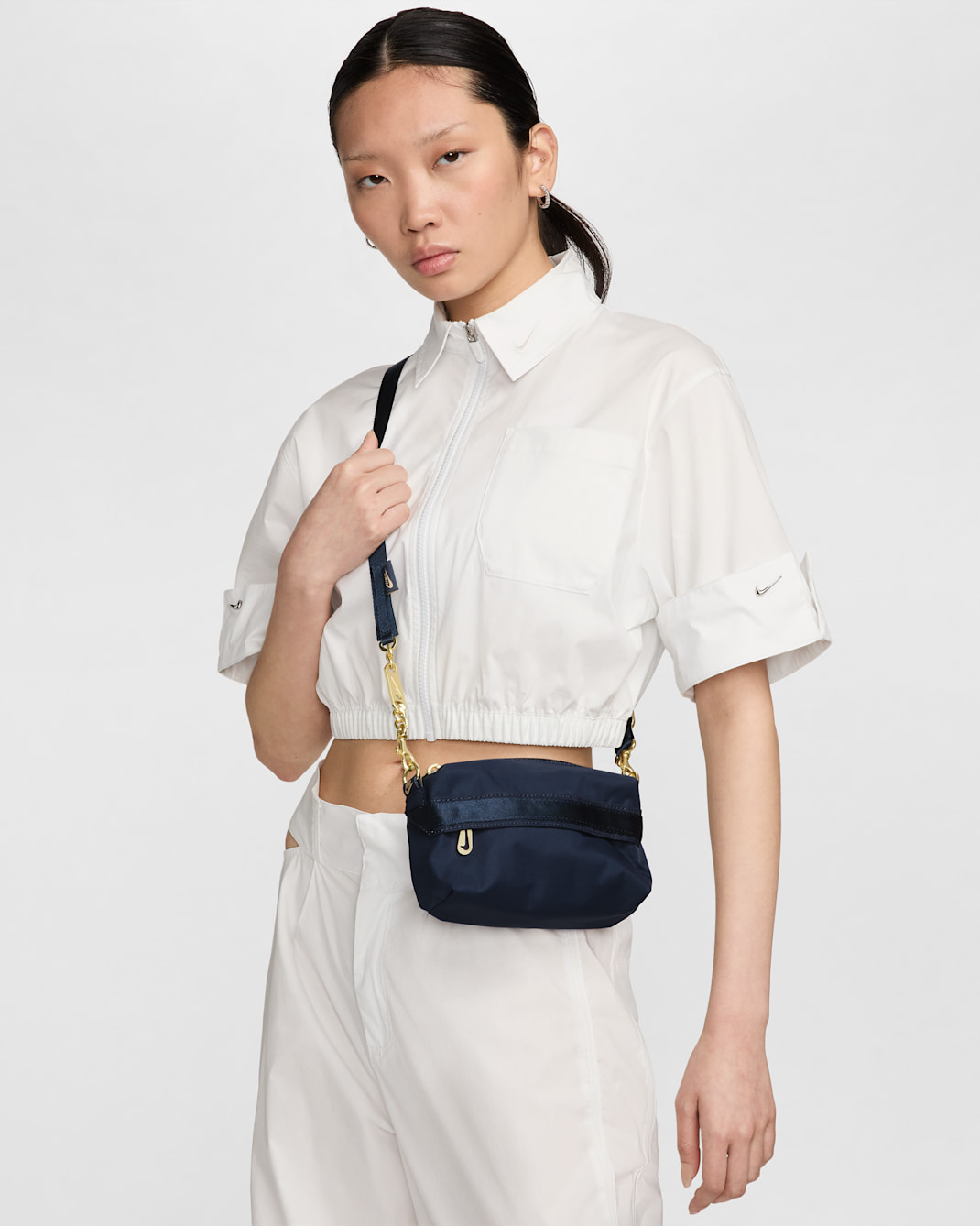Nike Sportswear Futura Luxe Women's Cross-Body Bag (1L) - Thunder Blue/Thunder Blue/Sesame