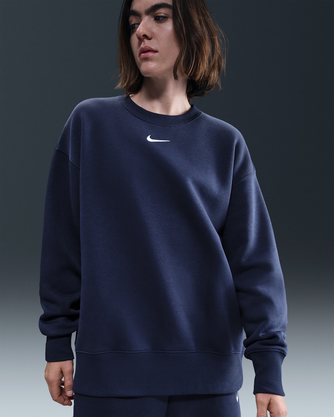 Damska bluza dresowa z półokrągłym dekoltem o kroju oversize Nike Sportswear Phoenix Fleece - Midnight Navy/Sail