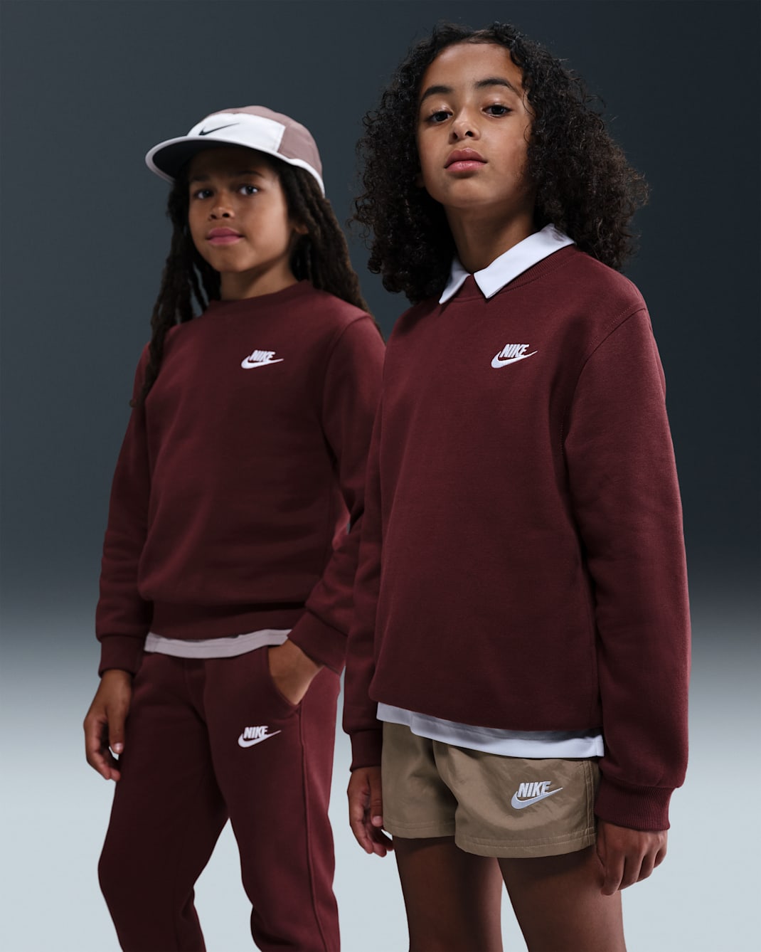 Nike Sportswear Club Fleece Older Kids' Sweatshirt - Dark Team Red/White