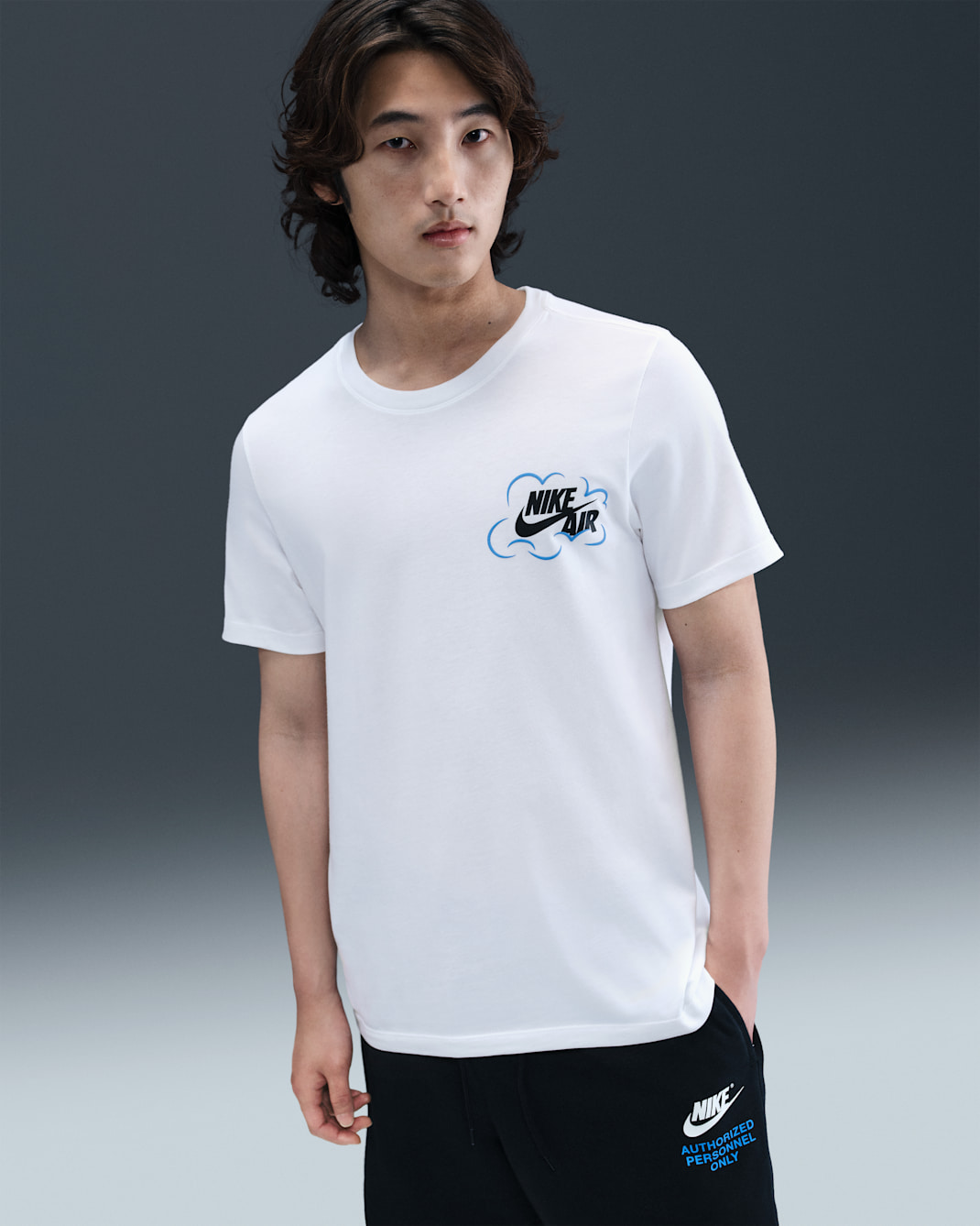 Nike Sportswear Men's Graphic T-Shirt - White
