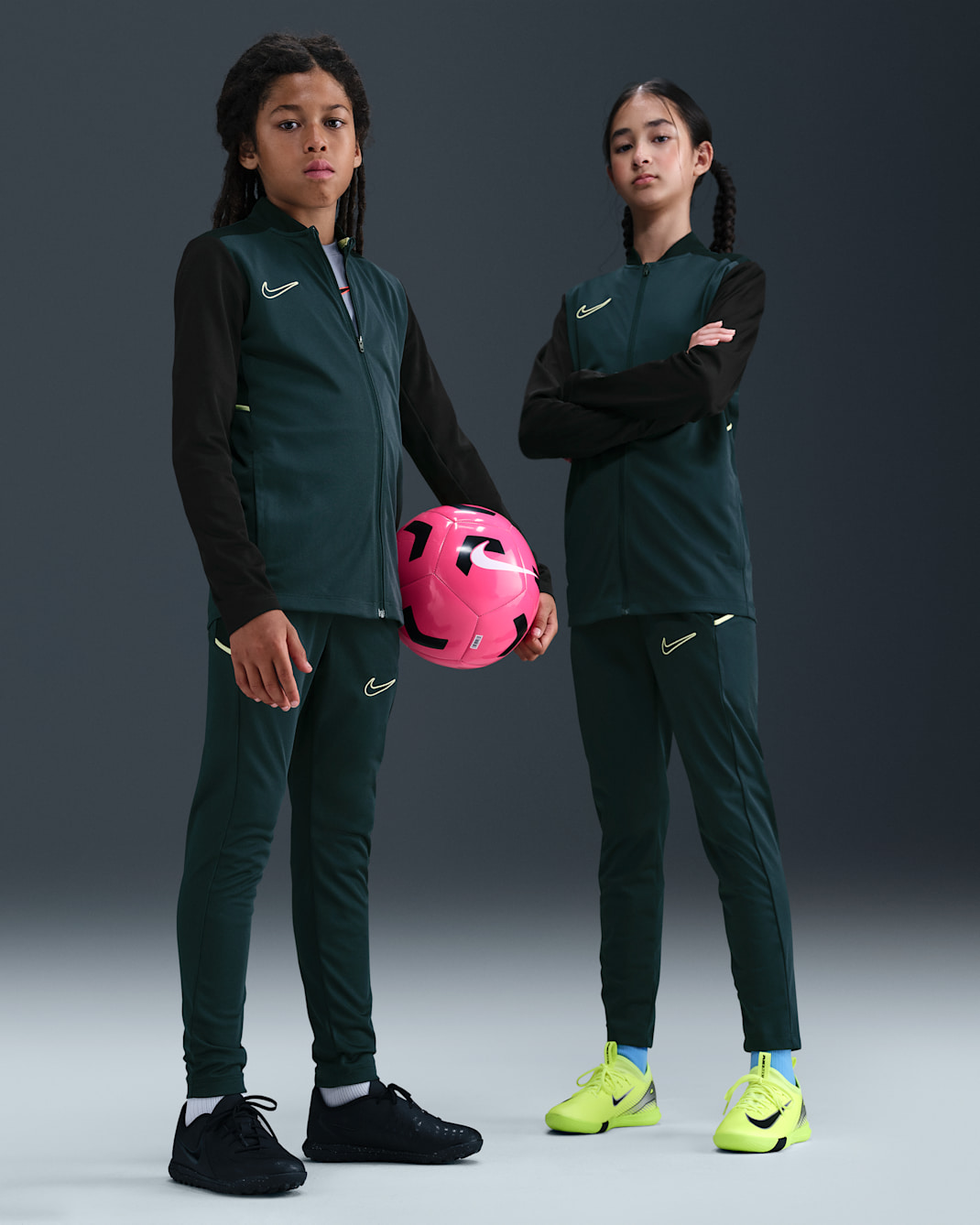 Nike Academy Older Kids' Dri-FIT Football Tracksuit - Seaweed/Black/Limelight