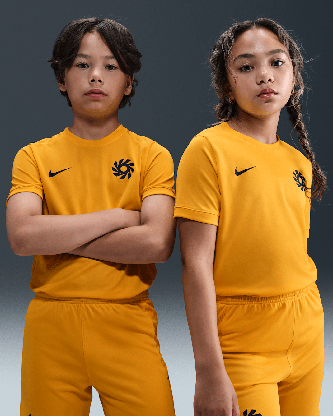 Erling Haaland Academy Older Kids' Dri-FIT Short-Sleeve Football Top - University Gold/University Gold/Blackened Blue/Blackened Blue