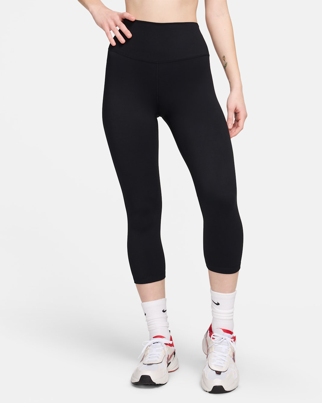 Damskie legginsy z wysokim stanem o skróconym kroju Nike One - Czerń/Czerń