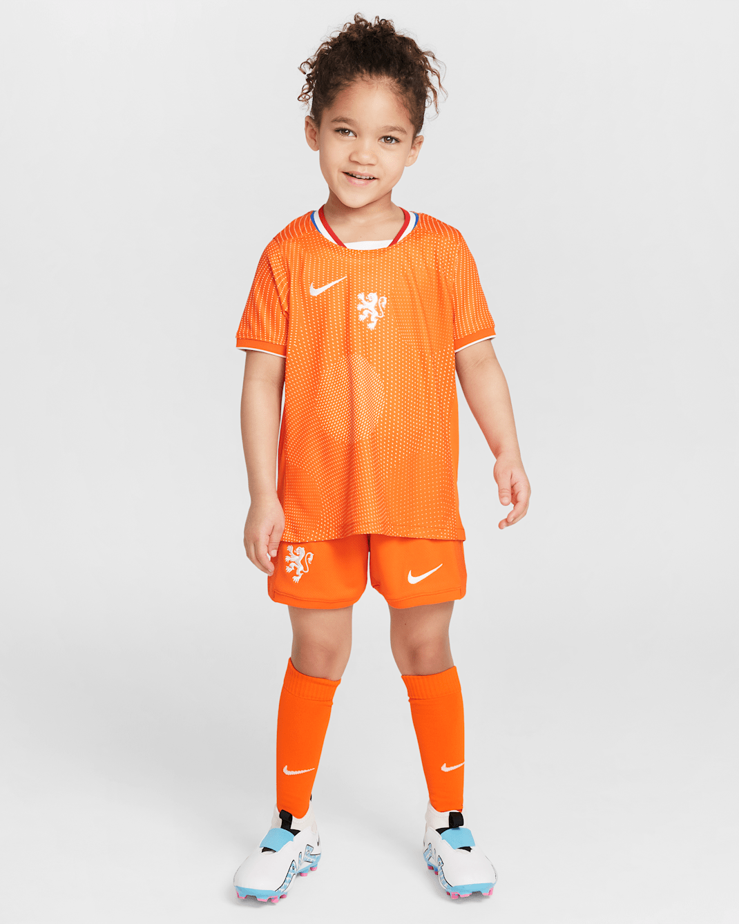 Netherlands 2025/26 Stadium Home Younger Kids' Nike Football Replica 3-Piece Kit - Safety Orange/White