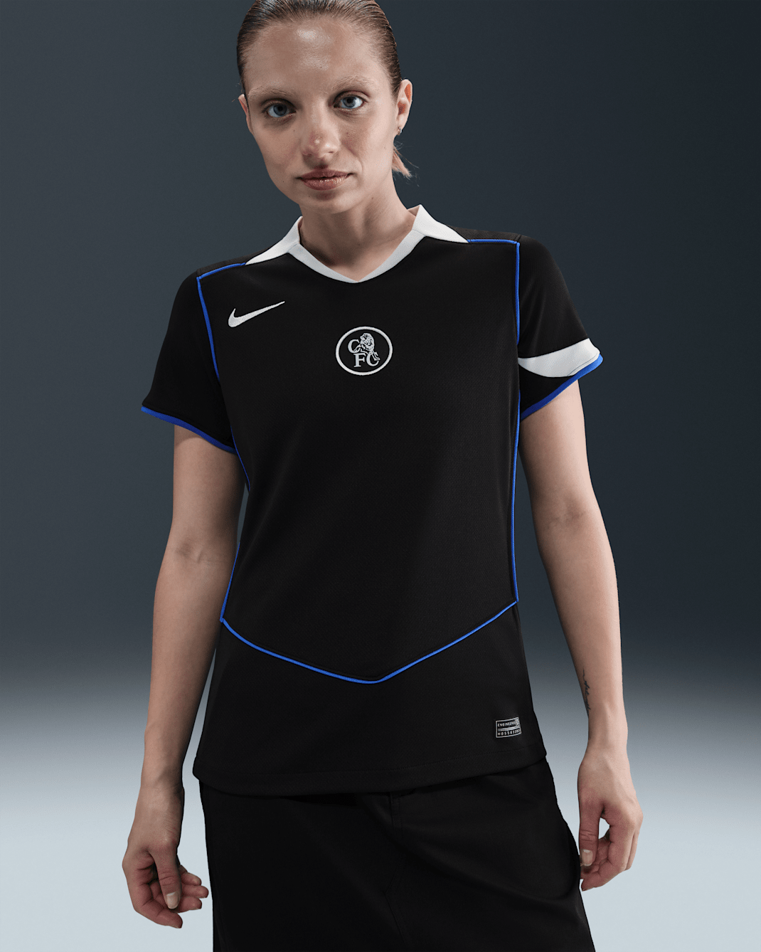 Chelsea F.C. 2025/26 Stadium Third Women's Nike Dri-FIT Total 90 Football Replica Shirt - Black/Field Silver/Game Royal/Field Silver