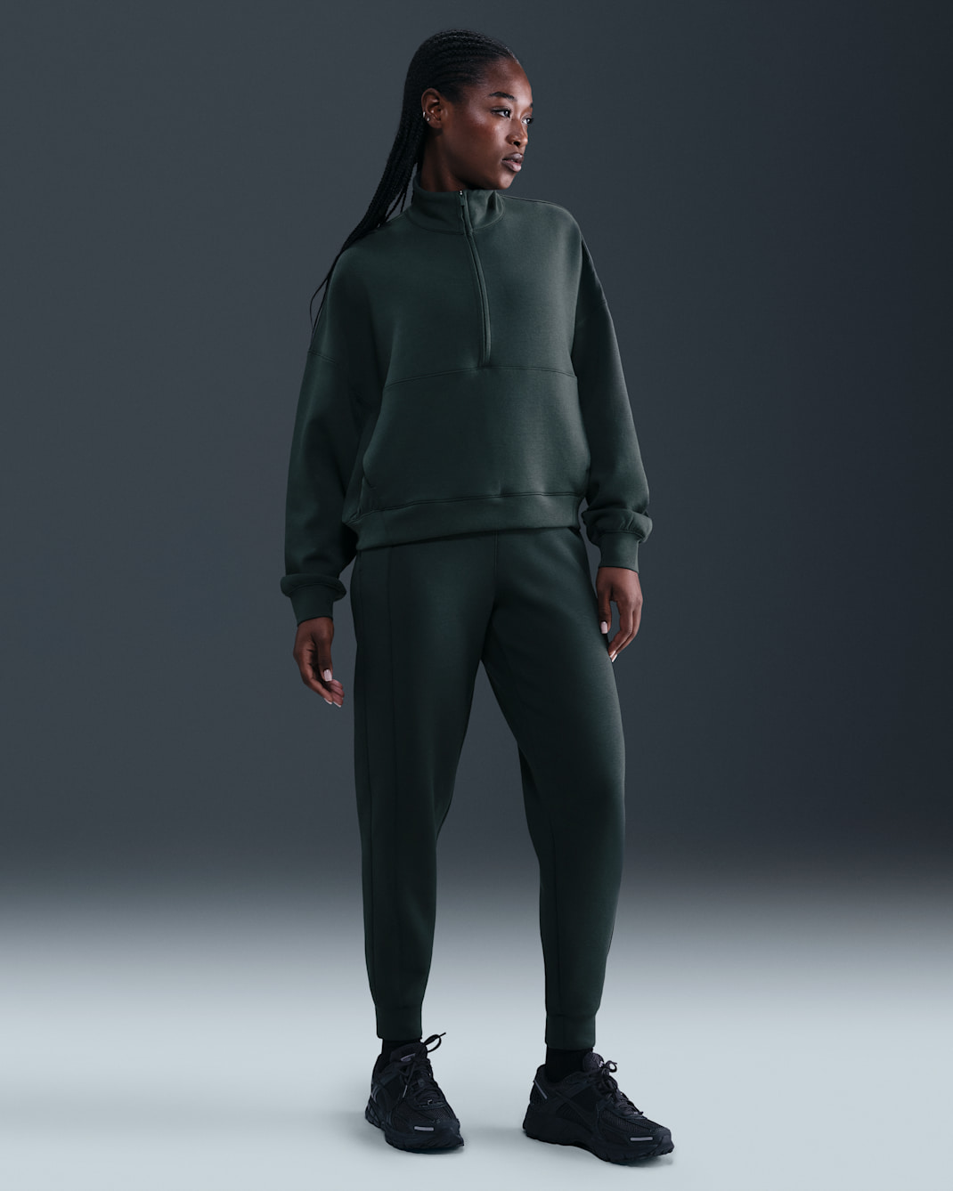 Nike 24.7 ImpossiblySoft Women's Dri-FIT Mid-Rise Joggers - Seaweed/Black Spruce