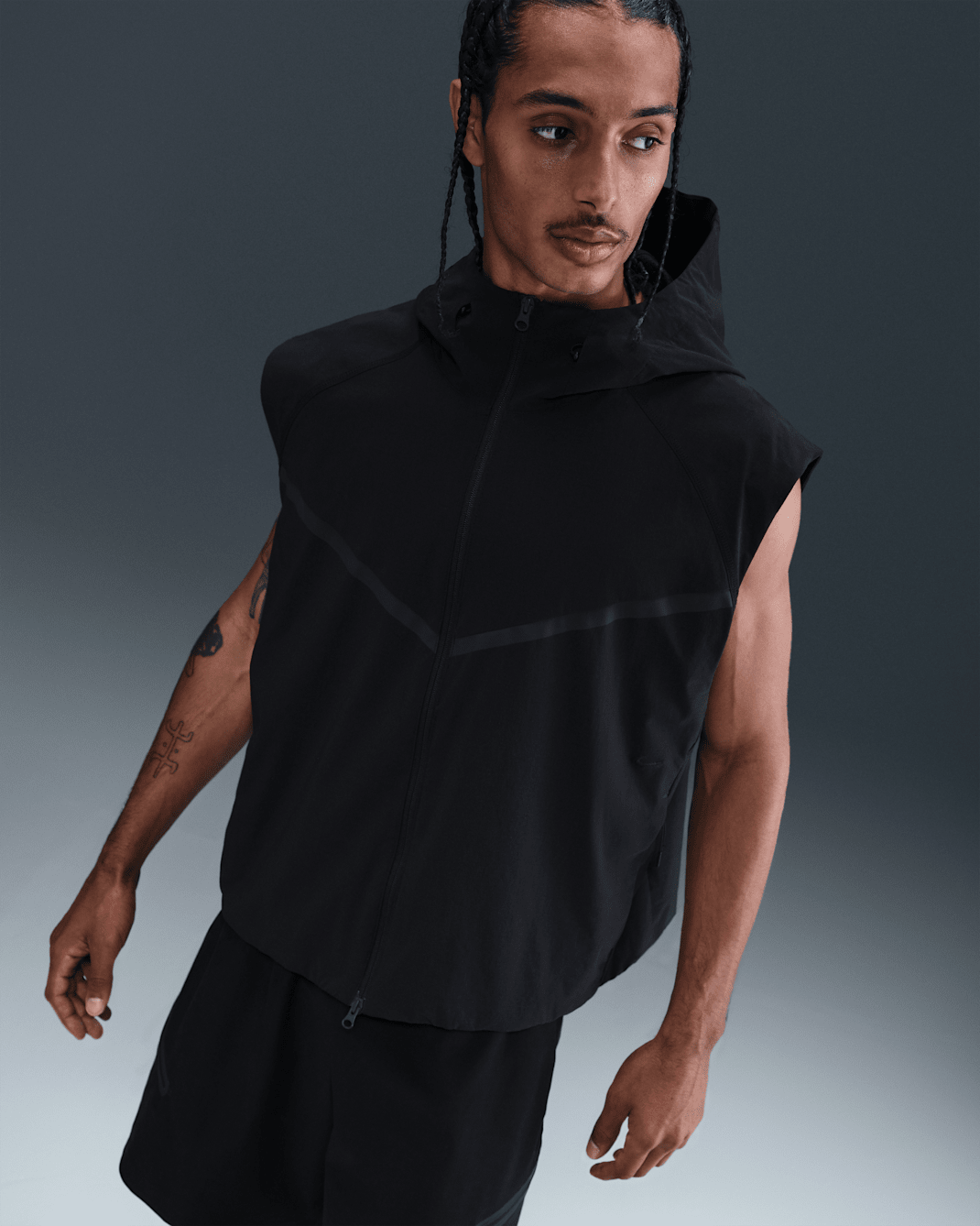 Nike Tech Men's Dri-FIT Woven Windrunner Gilet - Black/Black