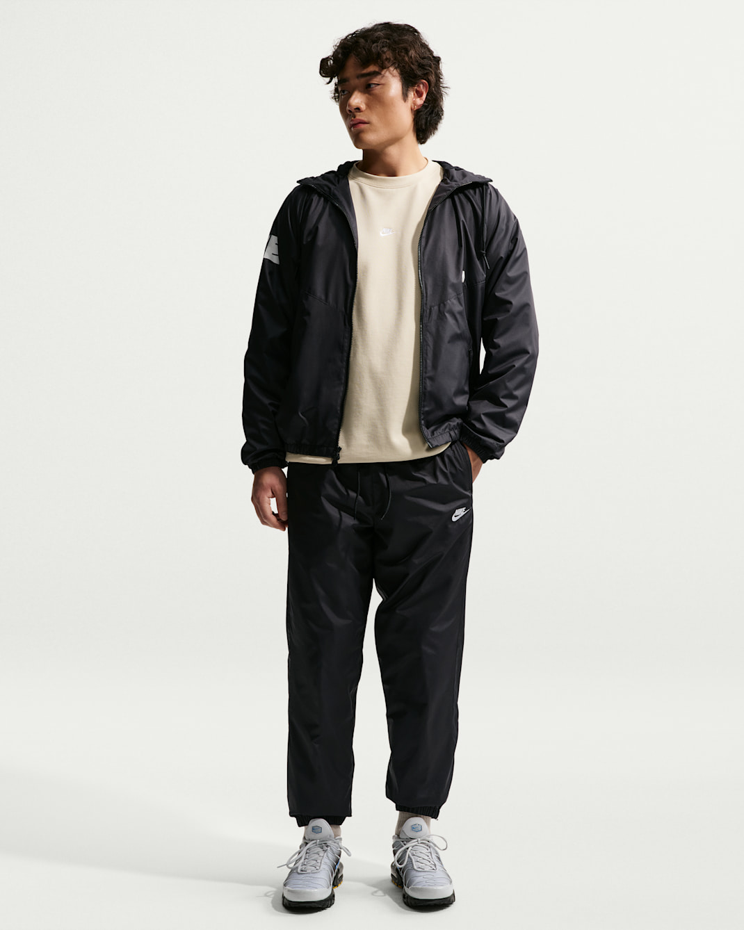 나이키 윈드러너 남성 라인드 팬츠 - 블랙/화이트
