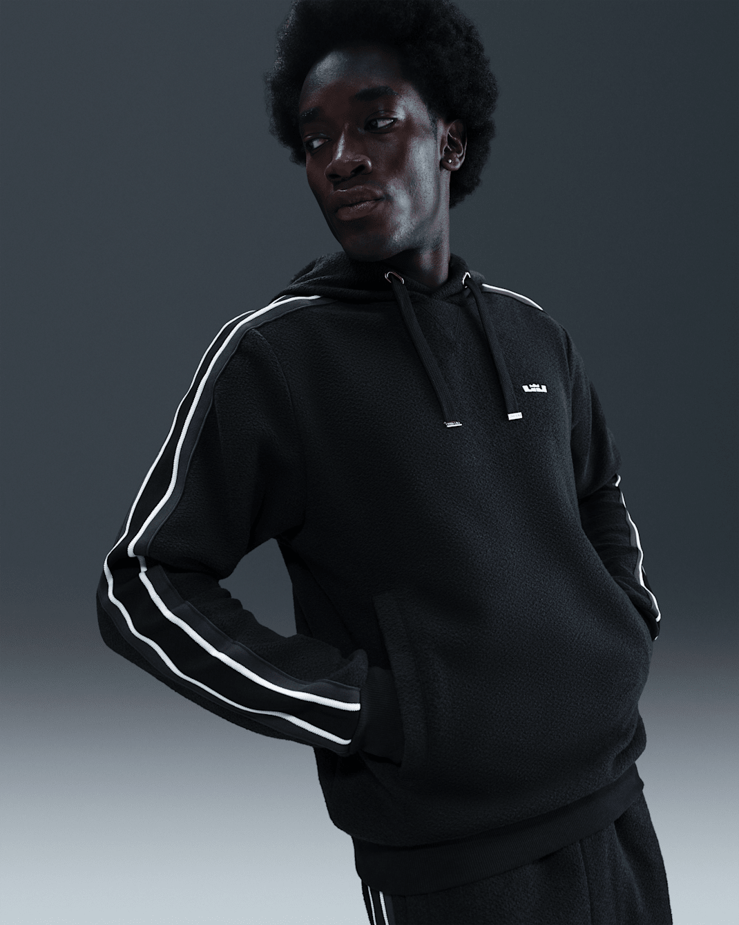 LeBron Standard Issue Men's Therma-FIT Pullover Basketball Hoodie - Black/Sail