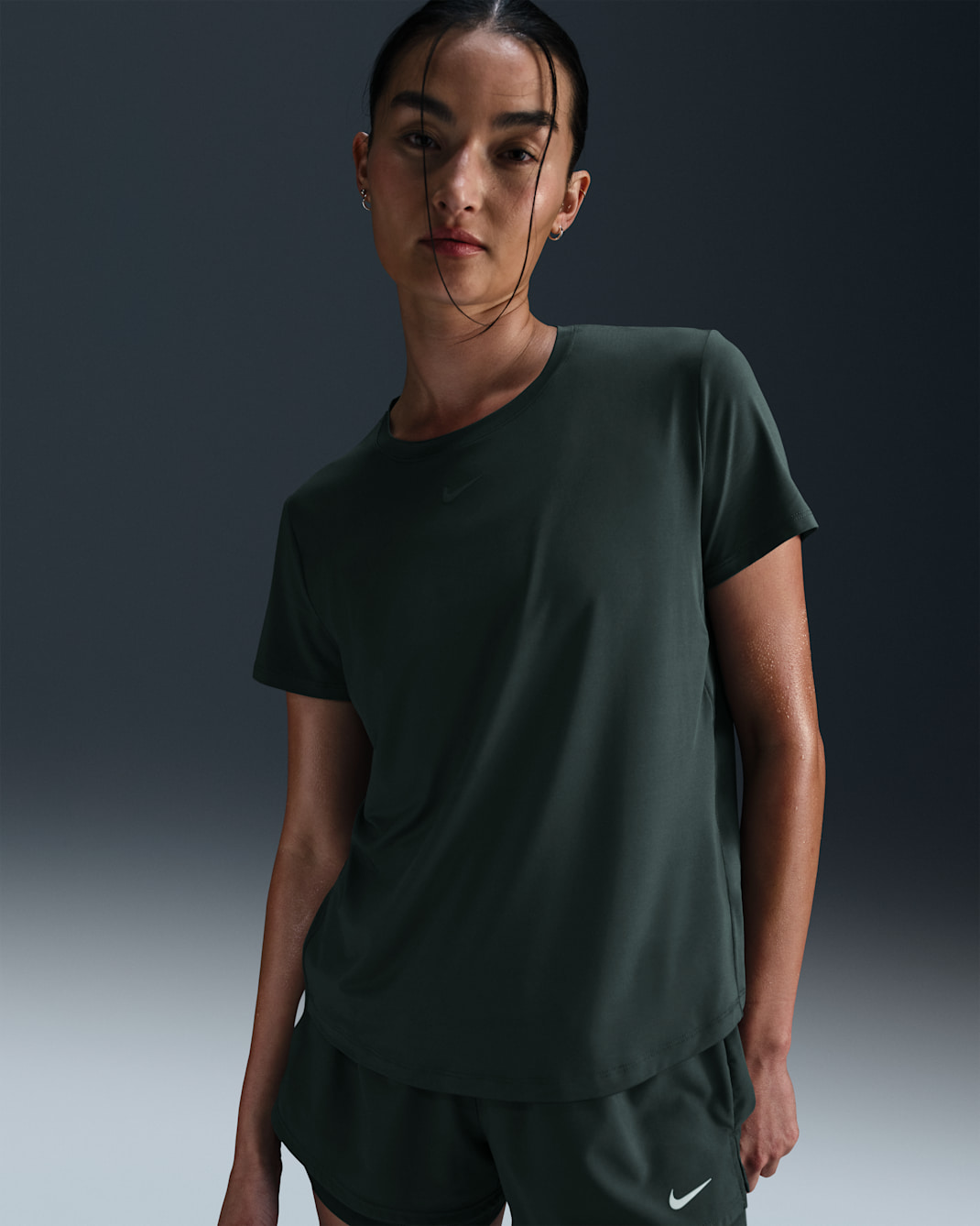 Nike One Classic Women's Dri-FIT Short-Sleeve Top - Vintage Green/Black