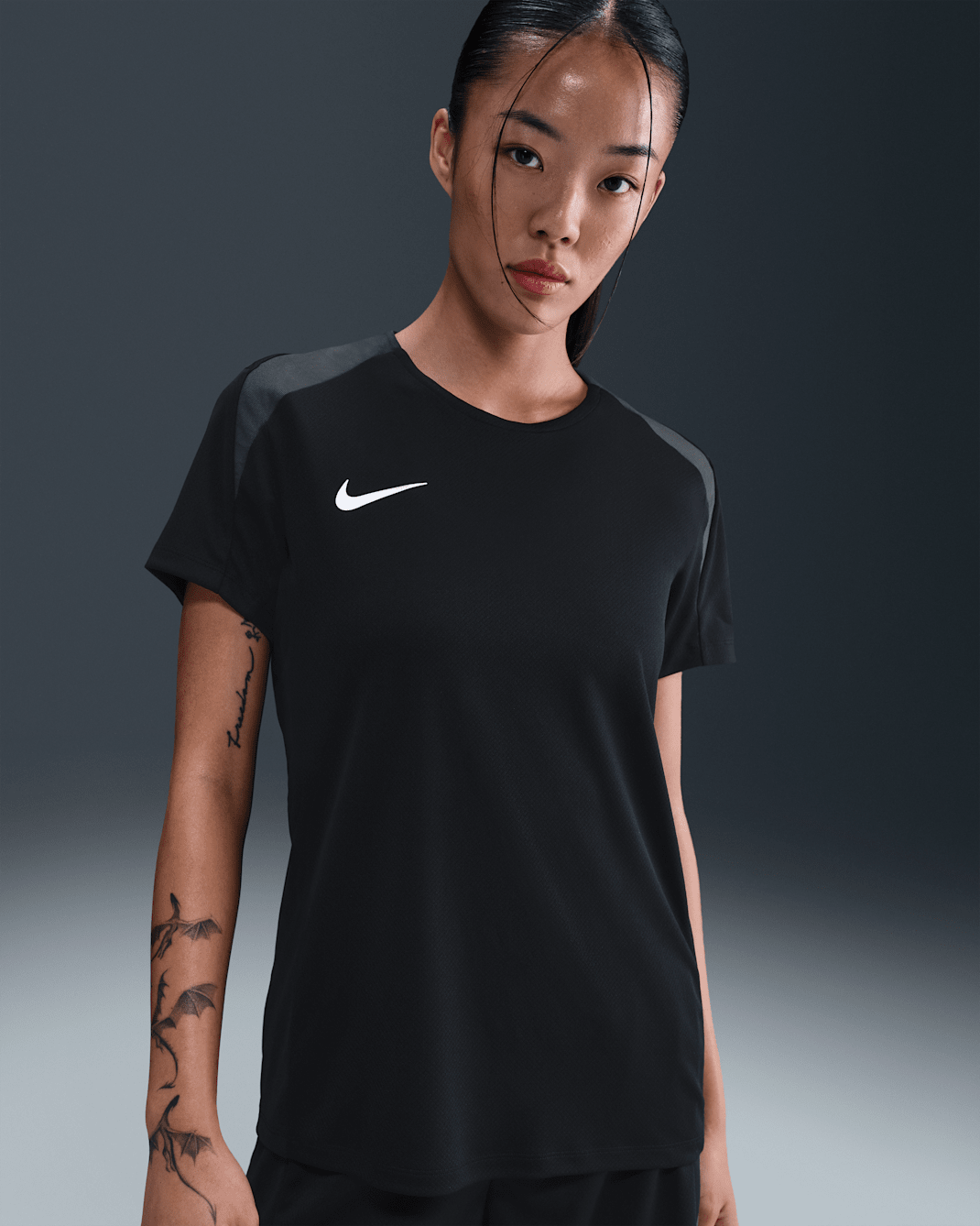 나이키 스트라이크 여성 드라이 핏 반팔 축구 탑 - 블랙/앤트러사이트/화이트