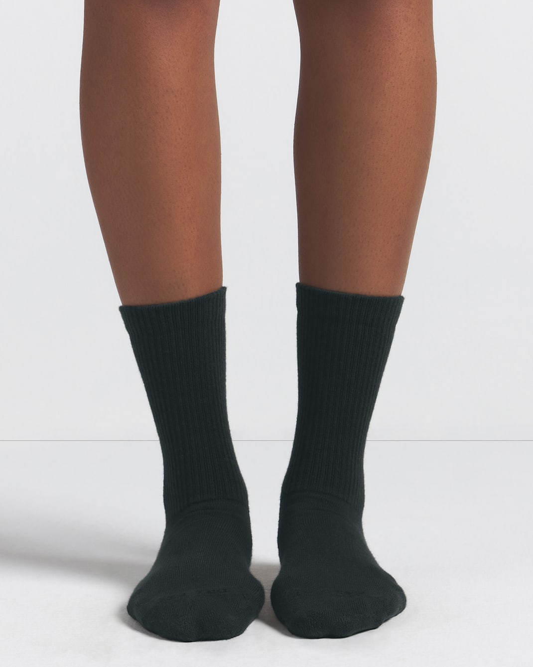 NikeSKIMS Women's Dri-FIT Crew Socks (3 Pairs) - Multi-Color/NSKM DARK TEAL/NSKM OBSIDIAN/NSKM STONE