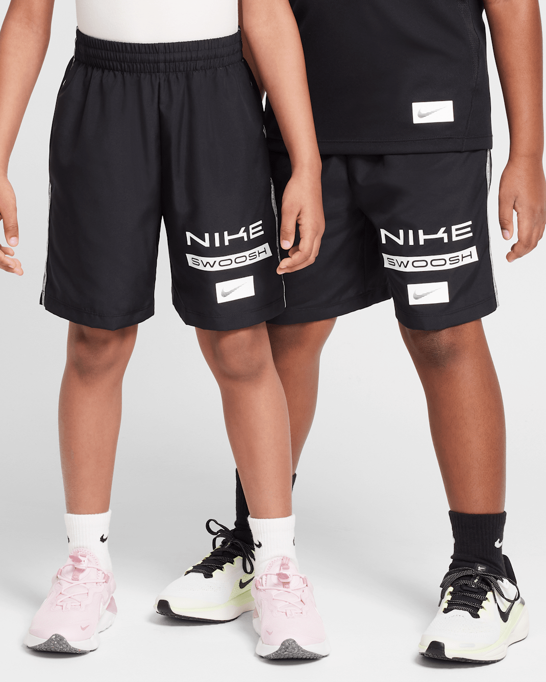 Nike Multi Older Kids' (Boys') Dri-FIT Woven Shorts - Black/White