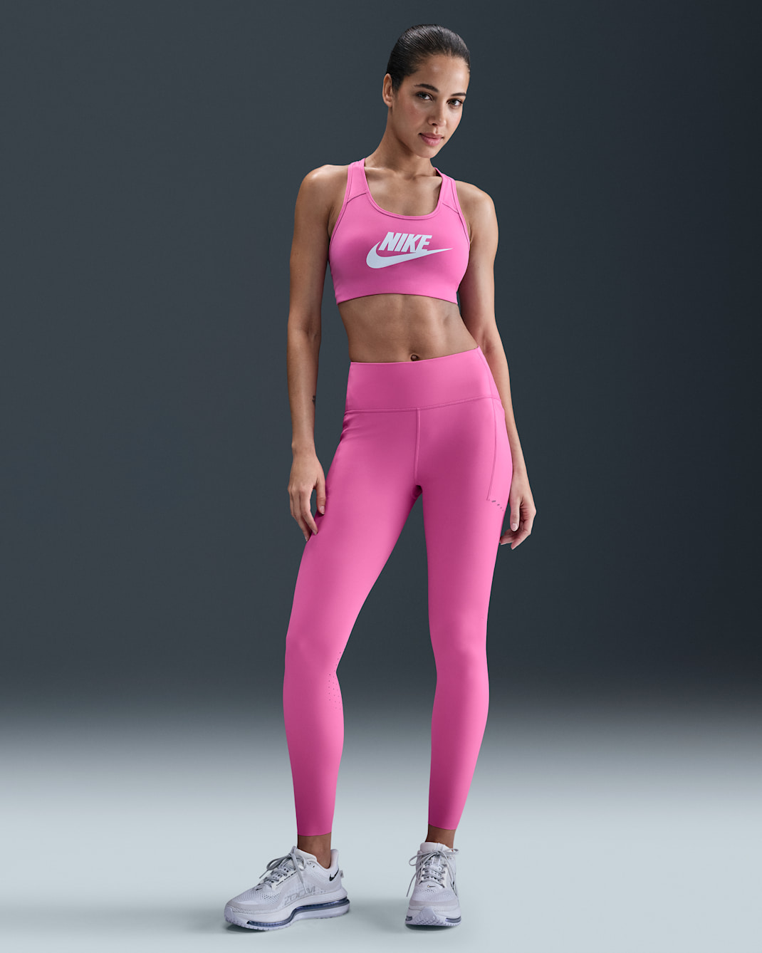 Nike Swift Yüksek Belli Bilek Üstü Cepli Kadın Koşu Taytı - Playful Pink