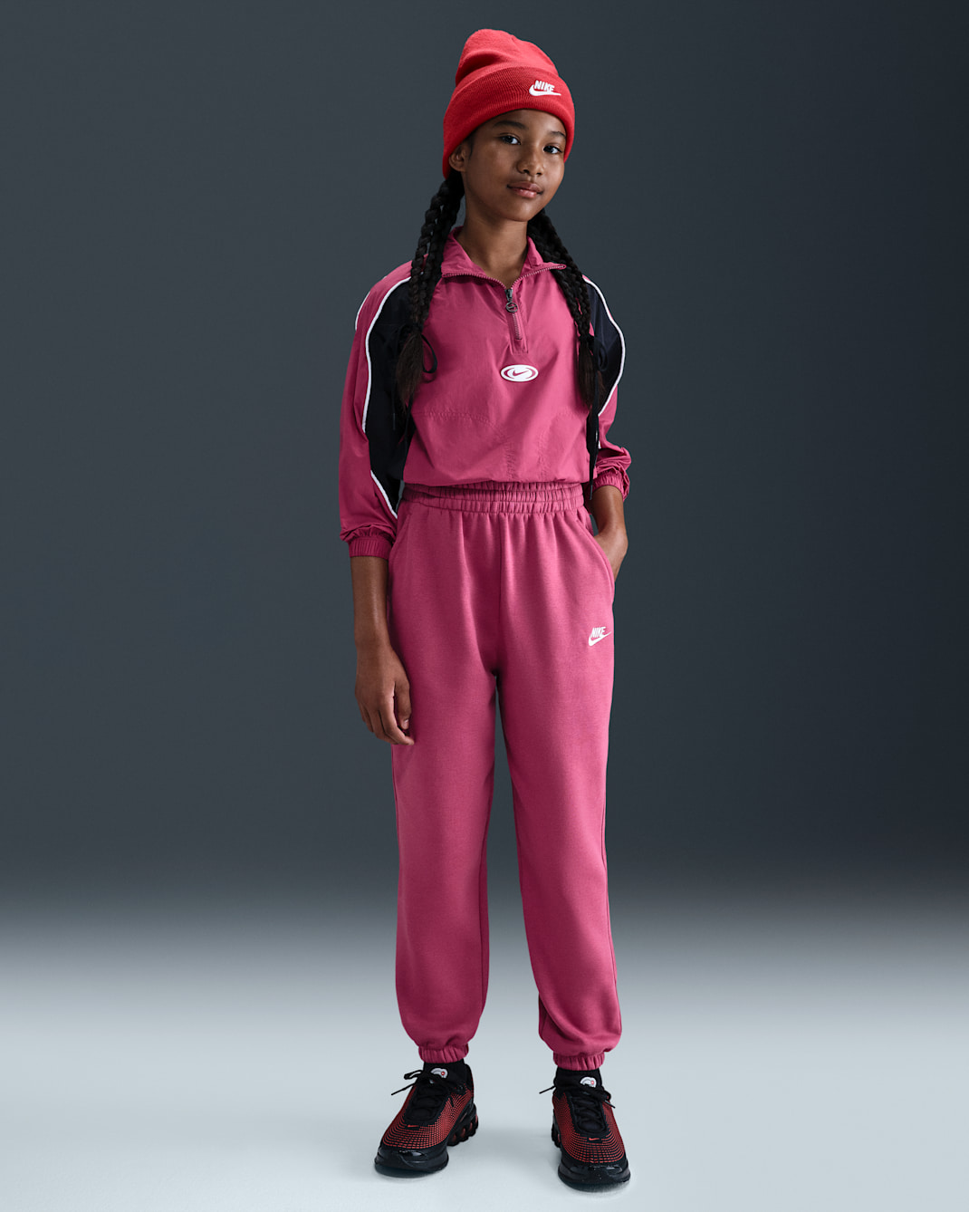 Nike Sportswear Club Fleece Older Kids' Loose Trousers - Sweet Beet/Sweet Beet/White