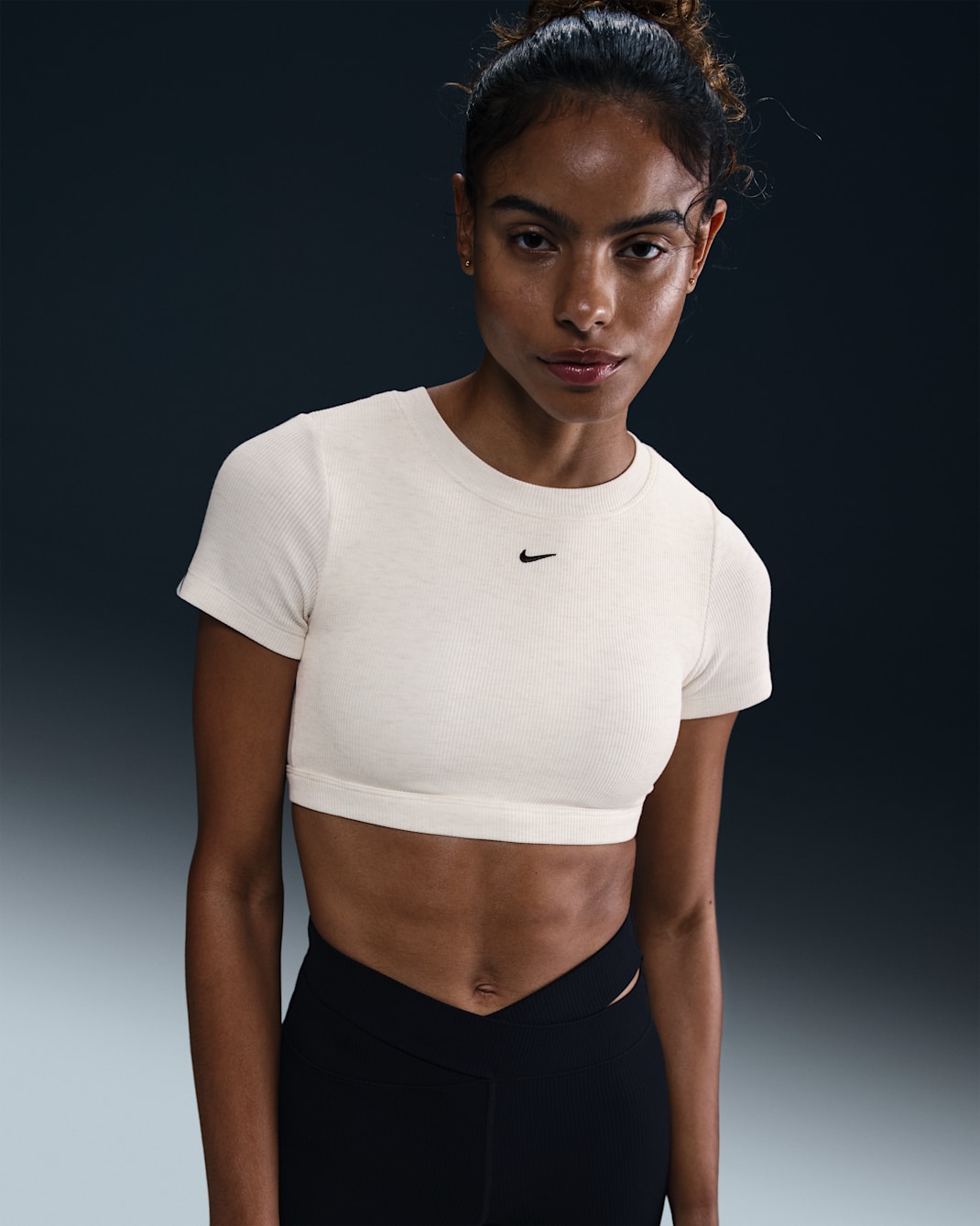 Nike Sportswear Classic Women's Light-Support Baby Tee Bra - Sail/Heather/Black