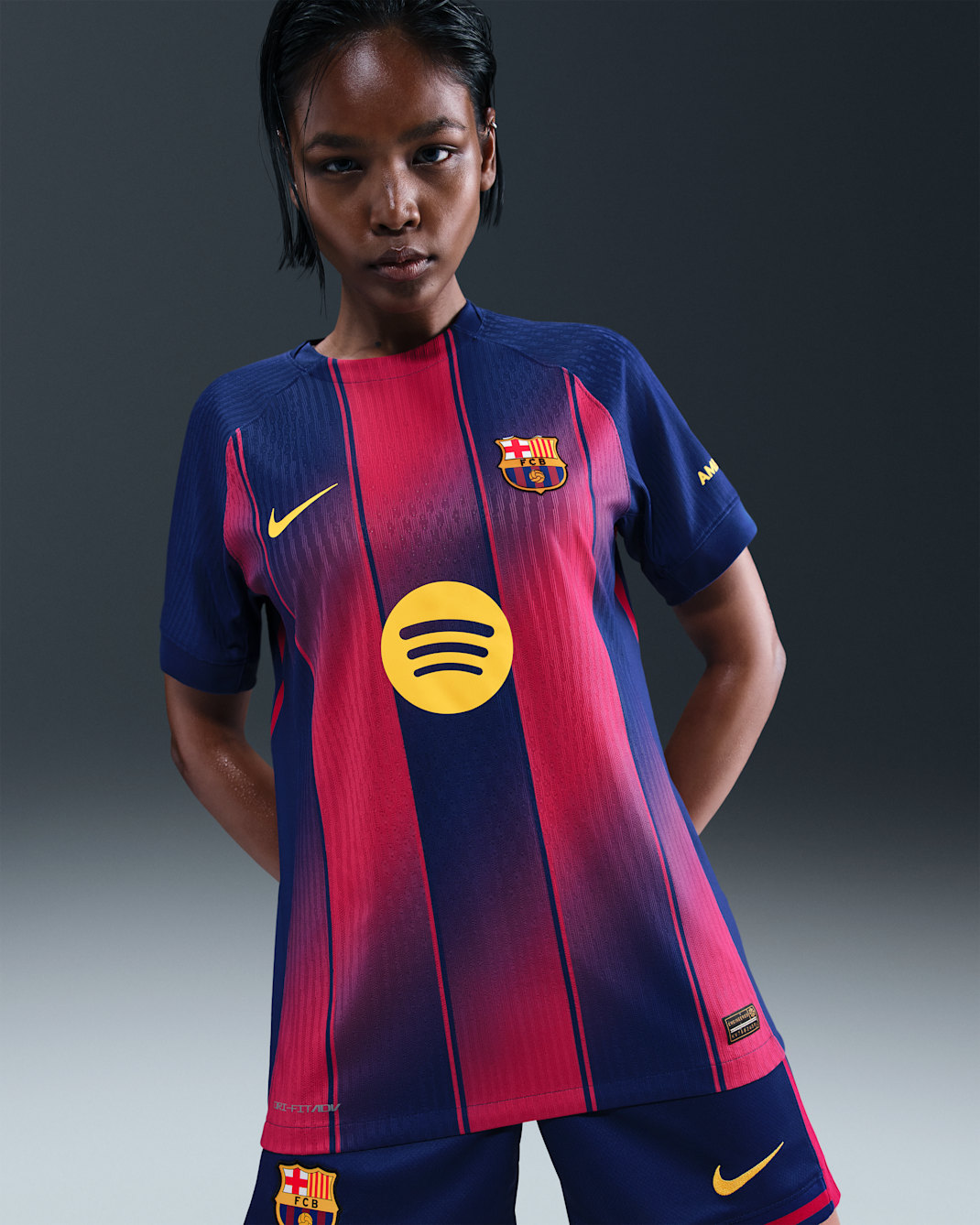 Dámský zápasový/domácí autentický fotbalový dres Nike Dri-FIT ADV Authentic FC Barcelona 2025/26 - Deep Royal Blue/Deep Royal Blue/Noble Red/Midwest Gold