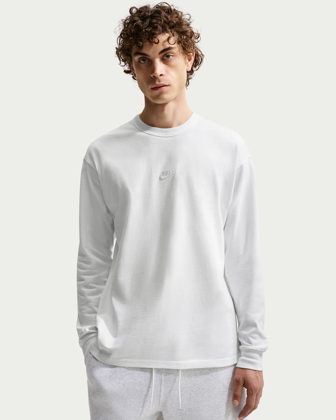 Nike Sportswear Premium Essentials langermet T-skjorte til herre - Hvit