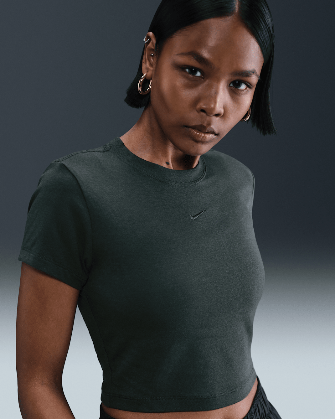 Playera cropped para mujer Nike Sportswear Chill Knit - Alga