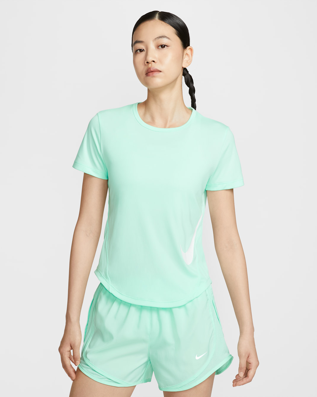Nike Tempo Swoosh Run 女款 Dri-FIT 短袖跑步上衣 - Mint Foam/白色