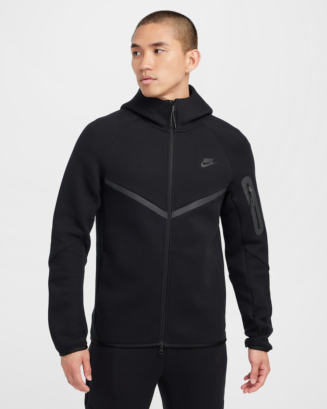 Nike Tech 男款全長式拉鍊 Windrunner 連帽上衣 - 黑色/黑色