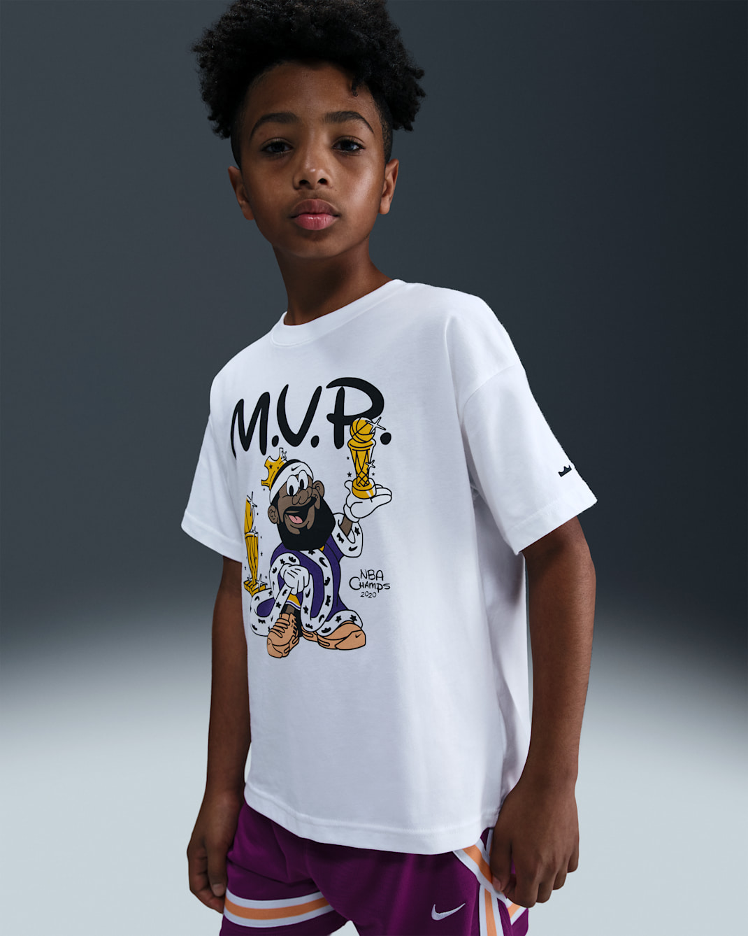 Playera de básquetbol Max90 para niños talla grande de LeBron "Bubble Boy" - Blanco