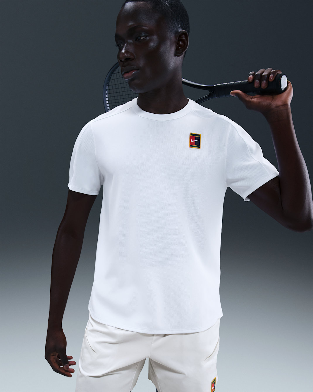 Playera de tenis Dri-FIT ADV para hombre NikeCourt Slam - Blanco